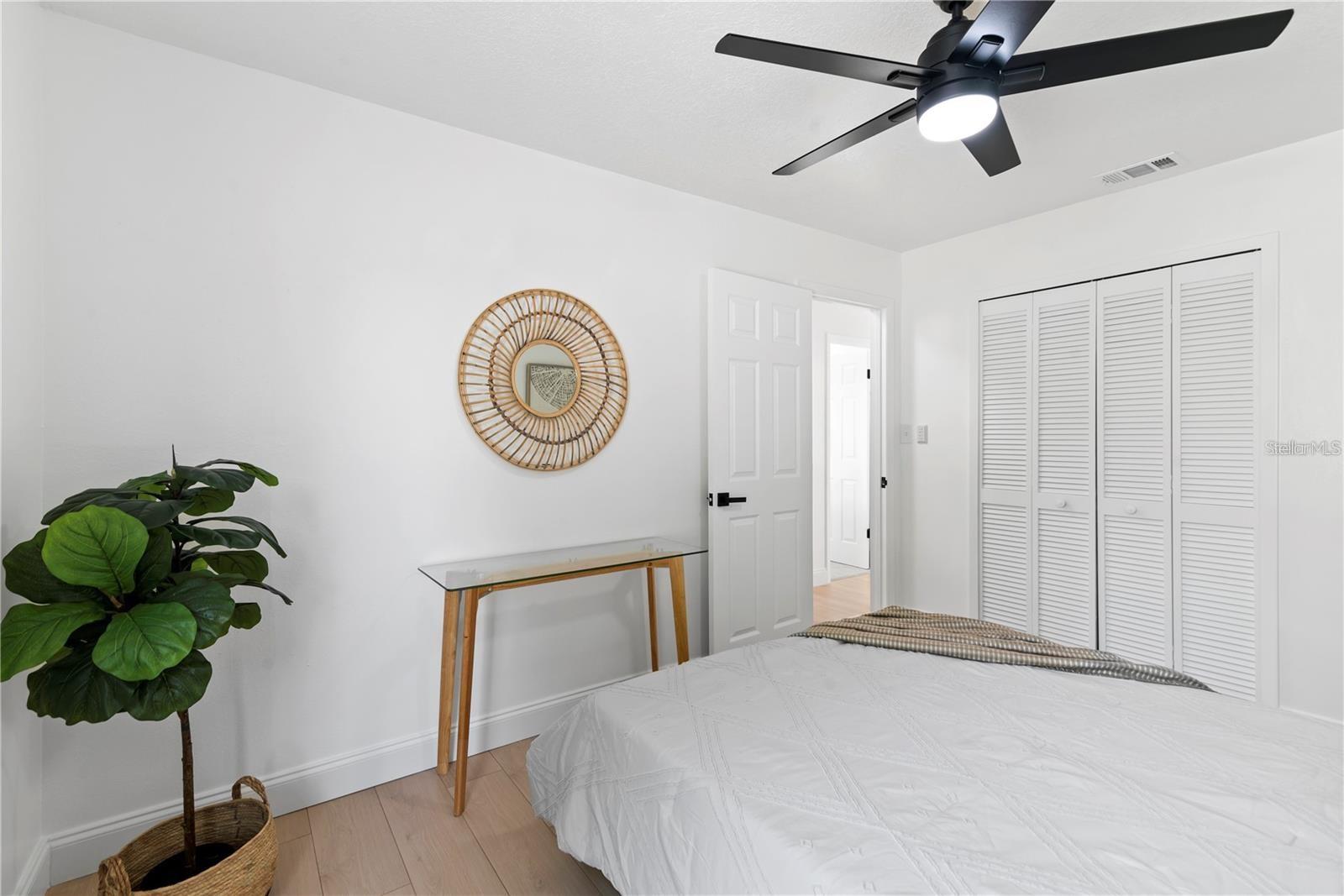 Image 16 of 31 For 9987 Triple Crown Circle