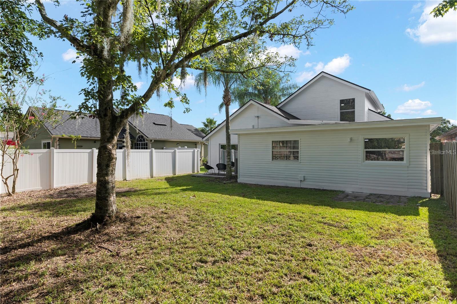 Image 29 of 31 For 9987 Triple Crown Circle