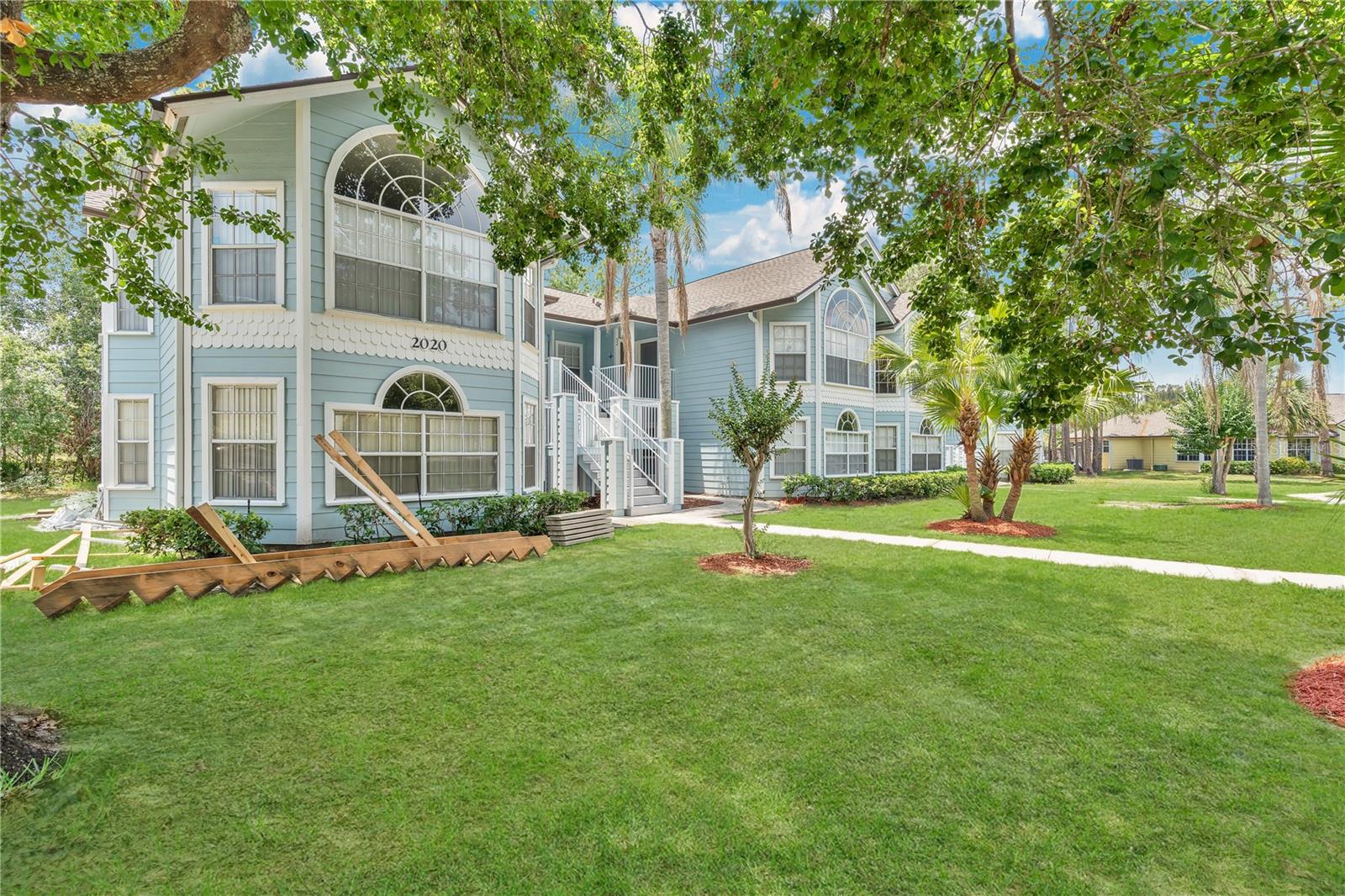 Image 2 of 34 For 2020 Royal Bay Boulevard 91