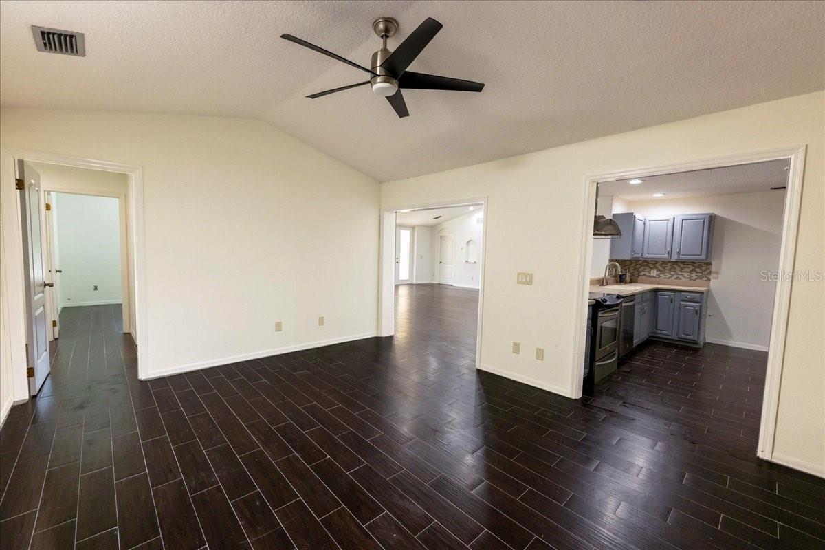 Image 9 of 32 For 3443 Wild Myrtle Court
