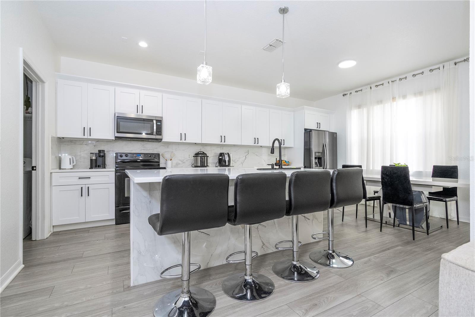 Image 12 of 69 For 17614 Woodcrest Way