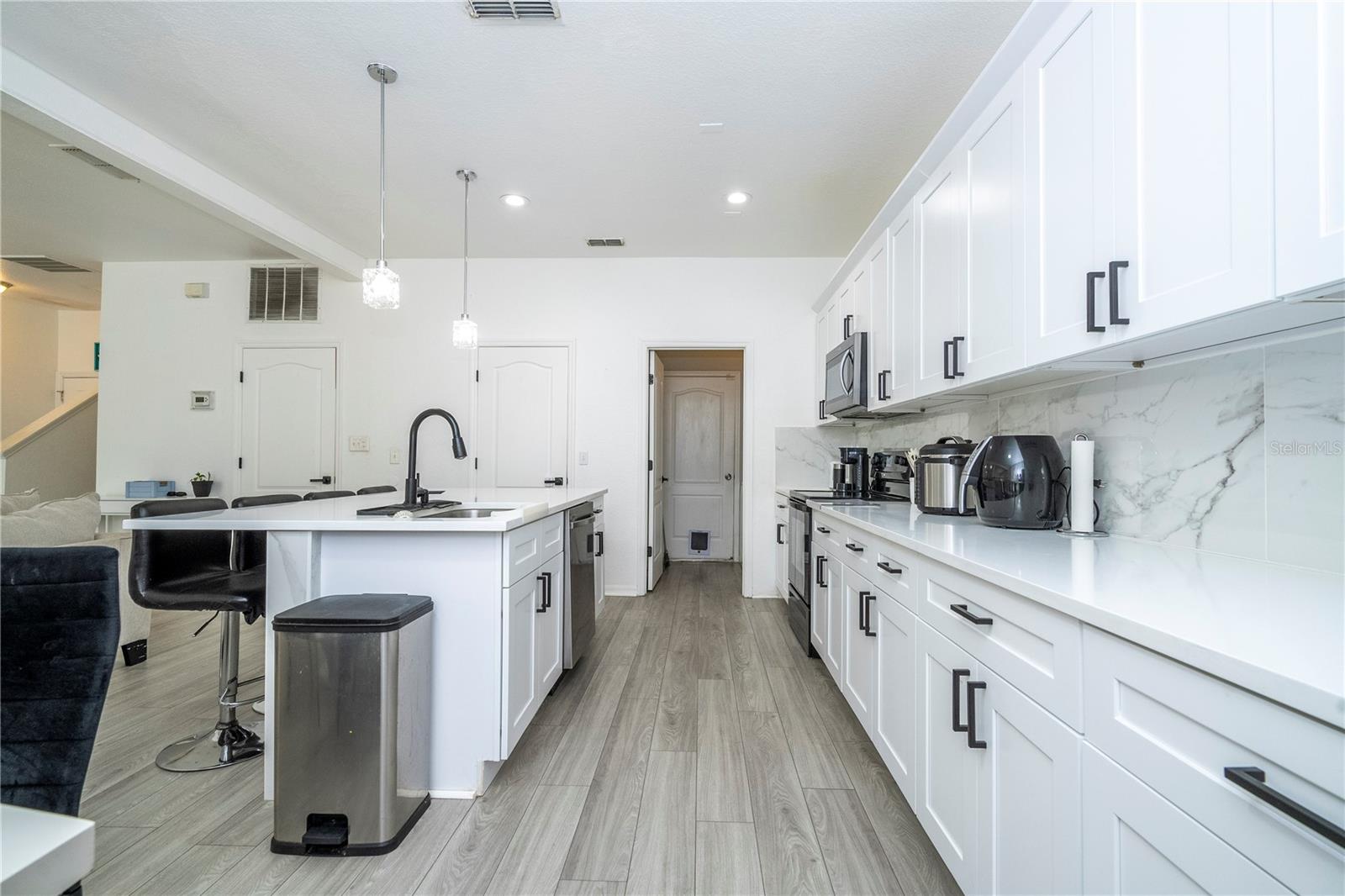 Image 19 of 69 For 17614 Woodcrest Way