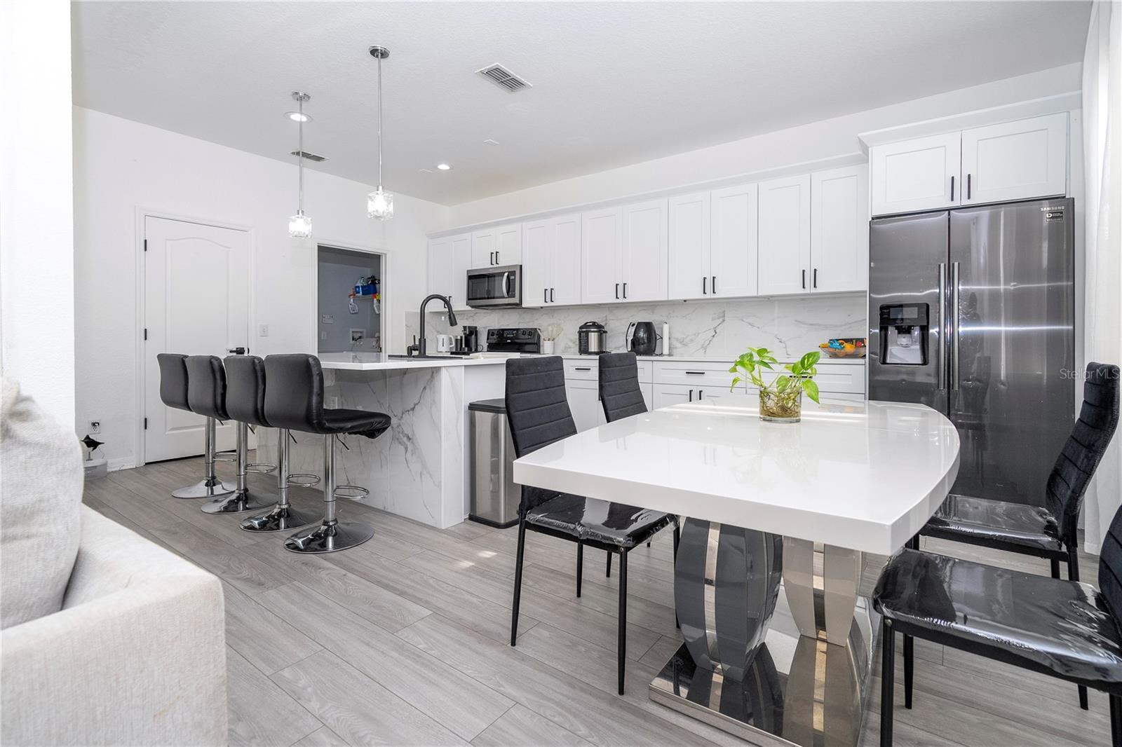 Image 41 of 69 For 17614 Woodcrest Way