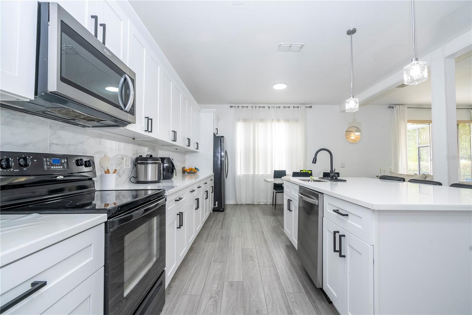 Image 49 of 69 For 17614 Woodcrest Way
