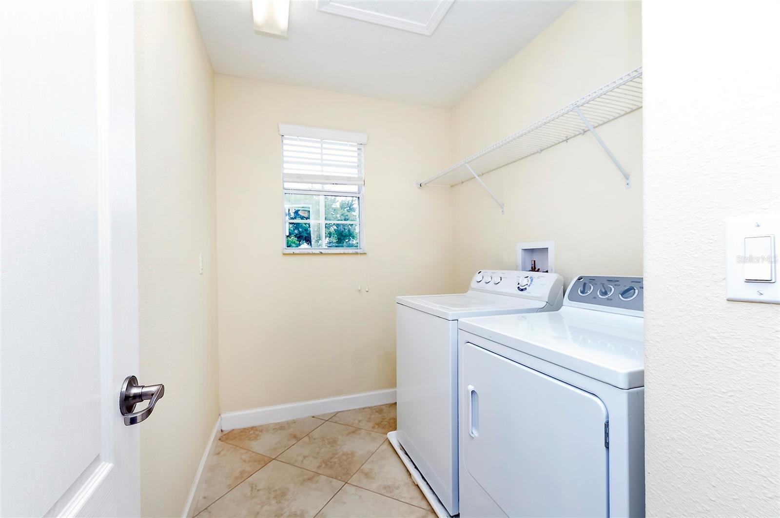 Image 15 of 32 For 1748 Thetford Circle