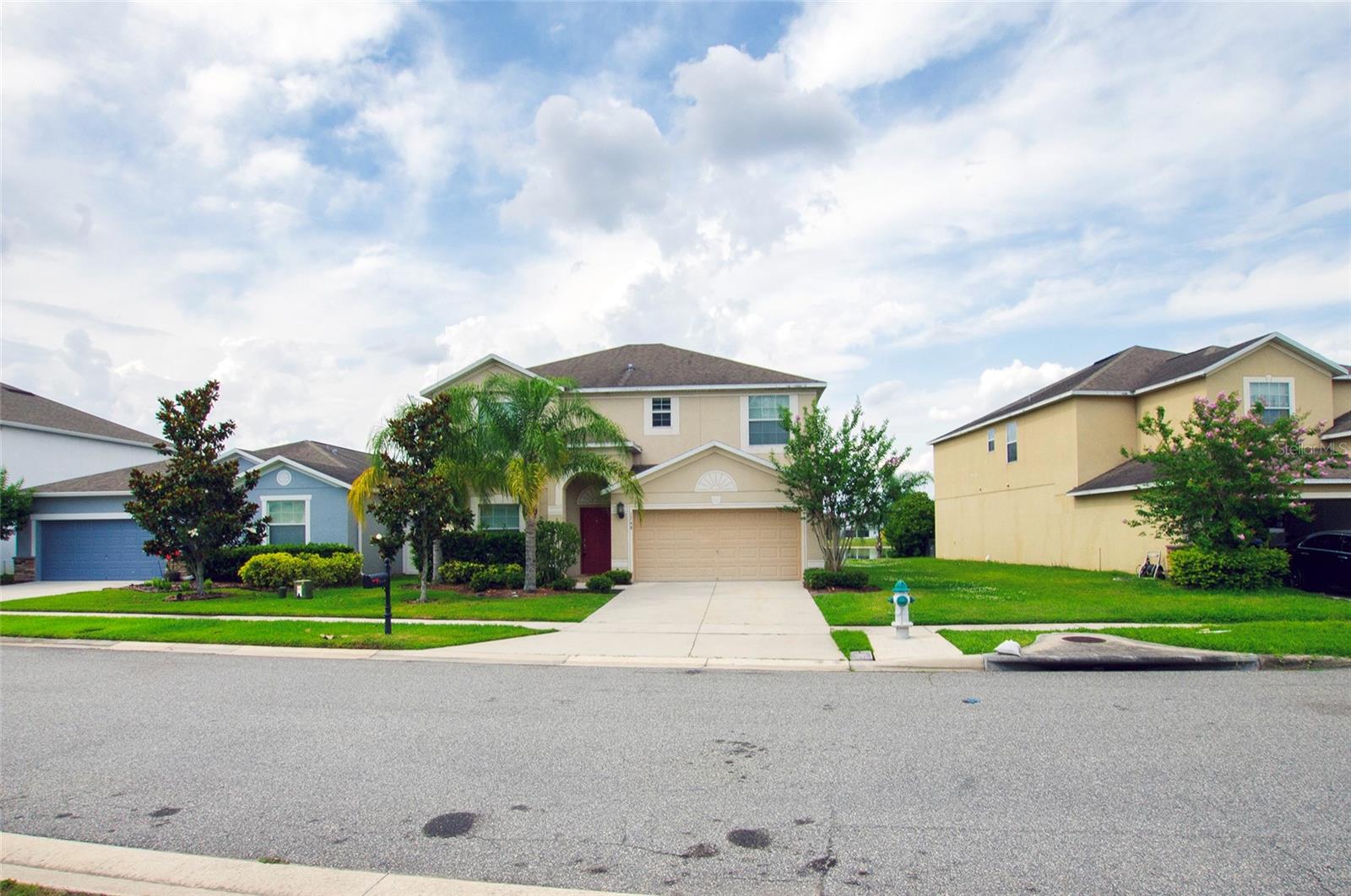 Image 3 of 32 For 1748 Thetford Circle