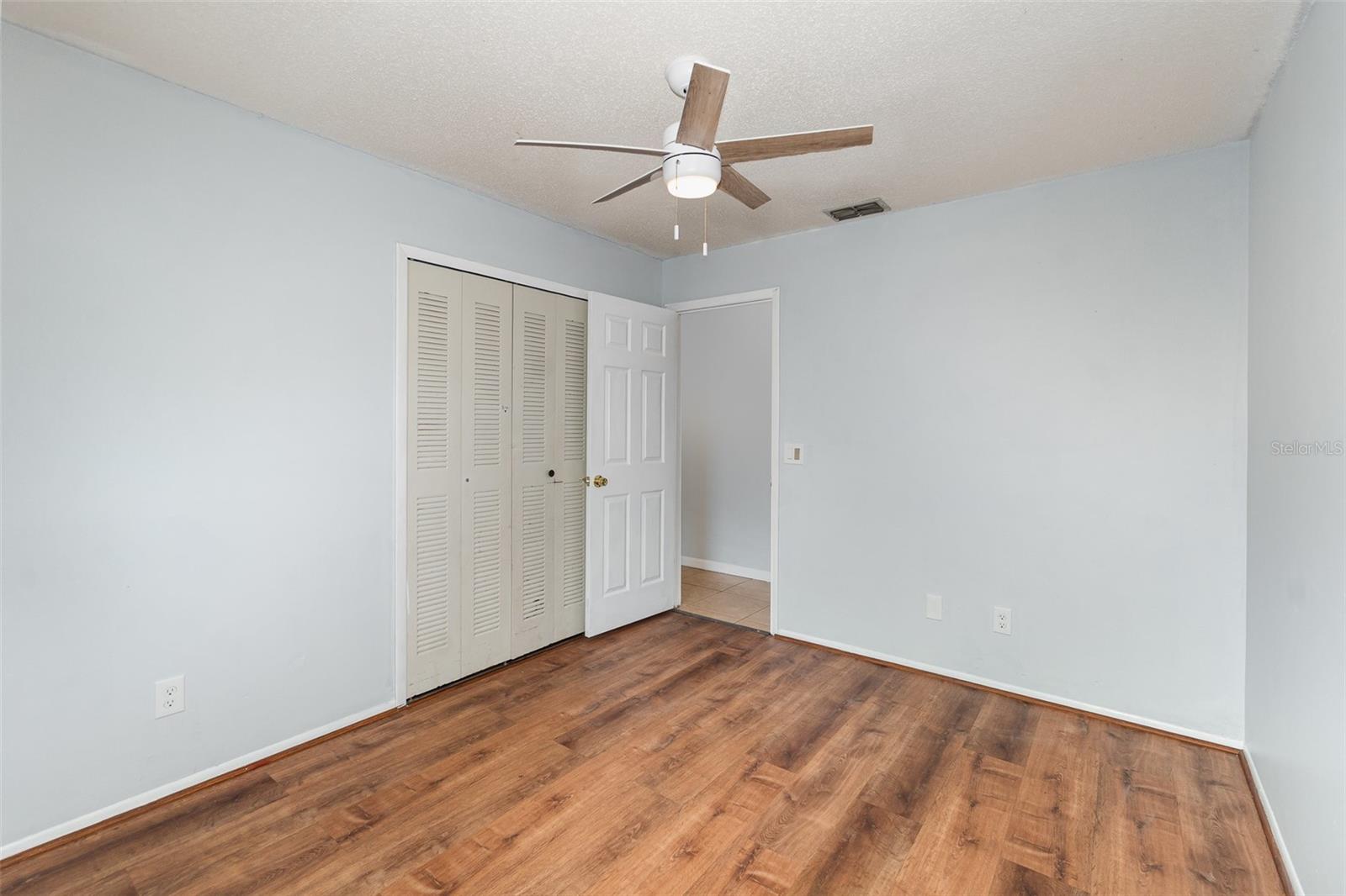 Image 11 of 26 For 450 Buena Vista Avenue
