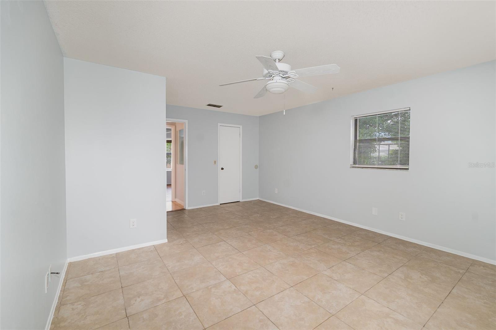 Image 6 of 26 For 450 Buena Vista Avenue