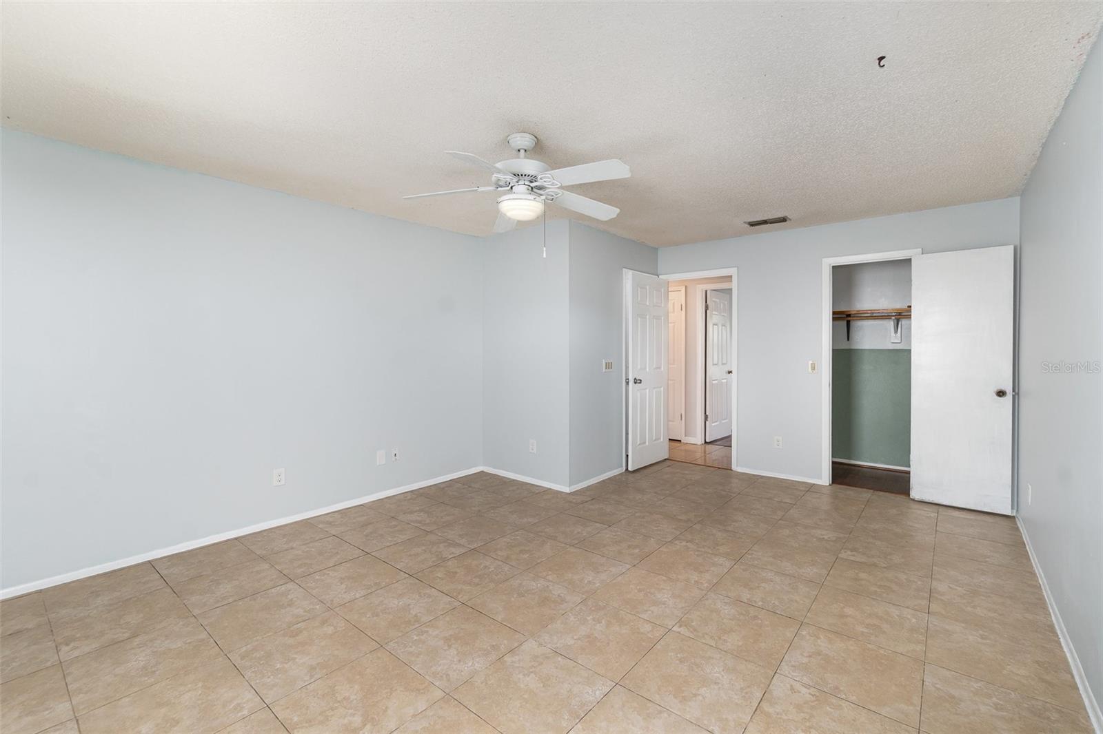 Image 7 of 26 For 450 Buena Vista Avenue