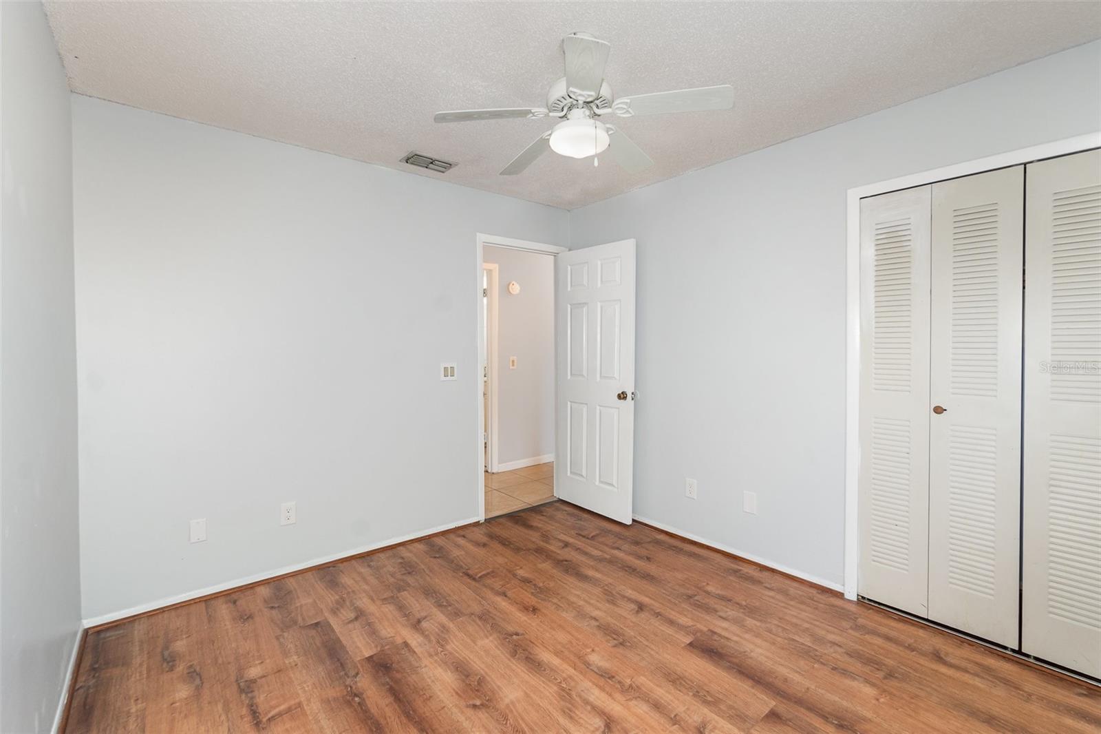 Image 9 of 26 For 450 Buena Vista Avenue