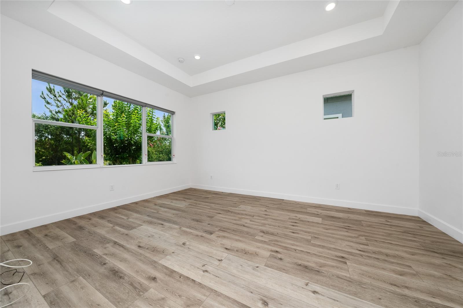 Image 13 of 37 For 7687 Bowery Drive