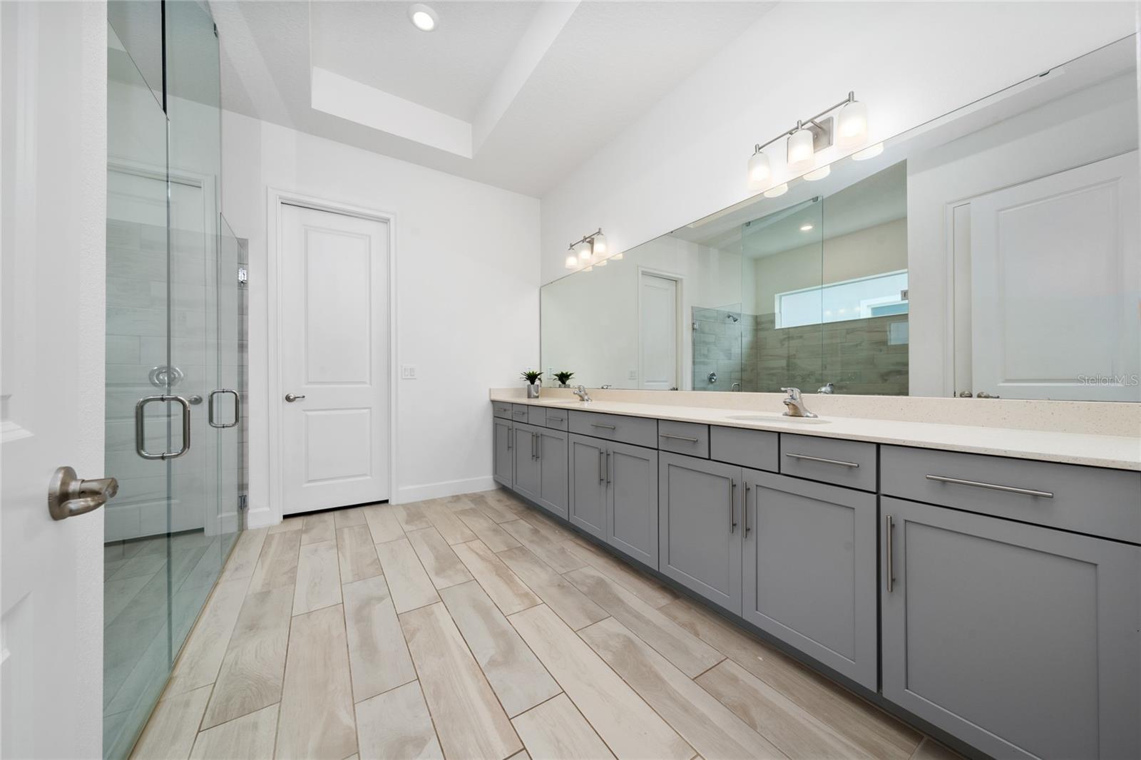 Image 16 of 37 For 7687 Bowery Drive