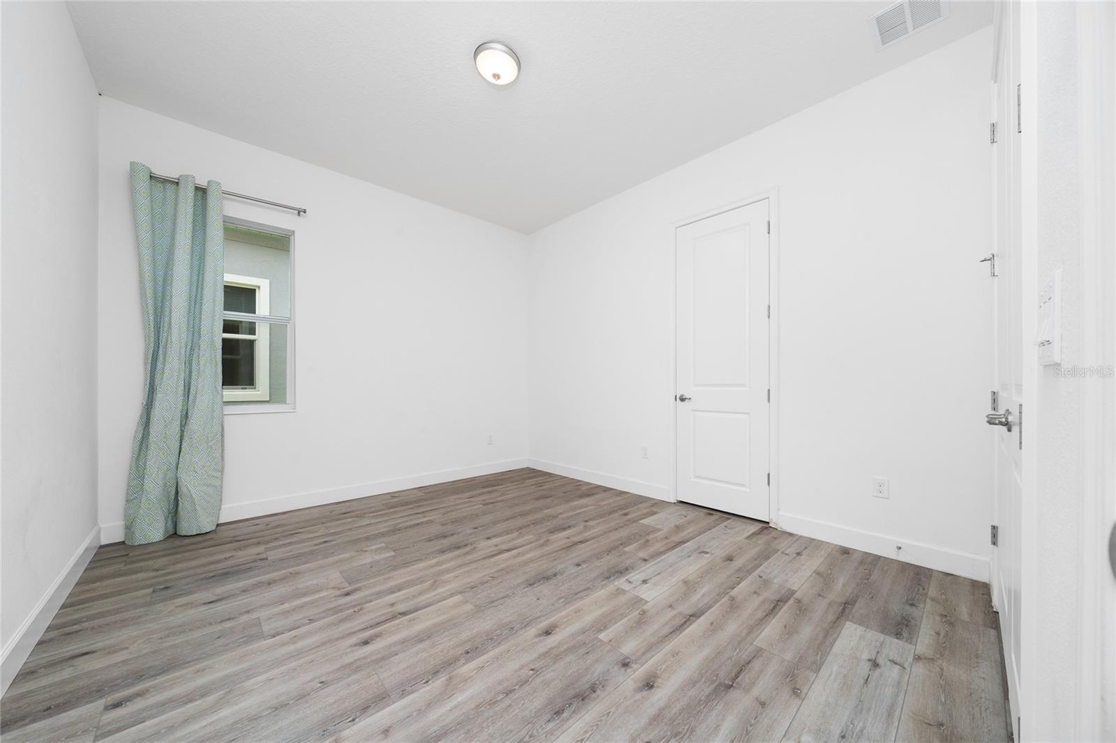 Image 19 of 37 For 7687 Bowery Drive