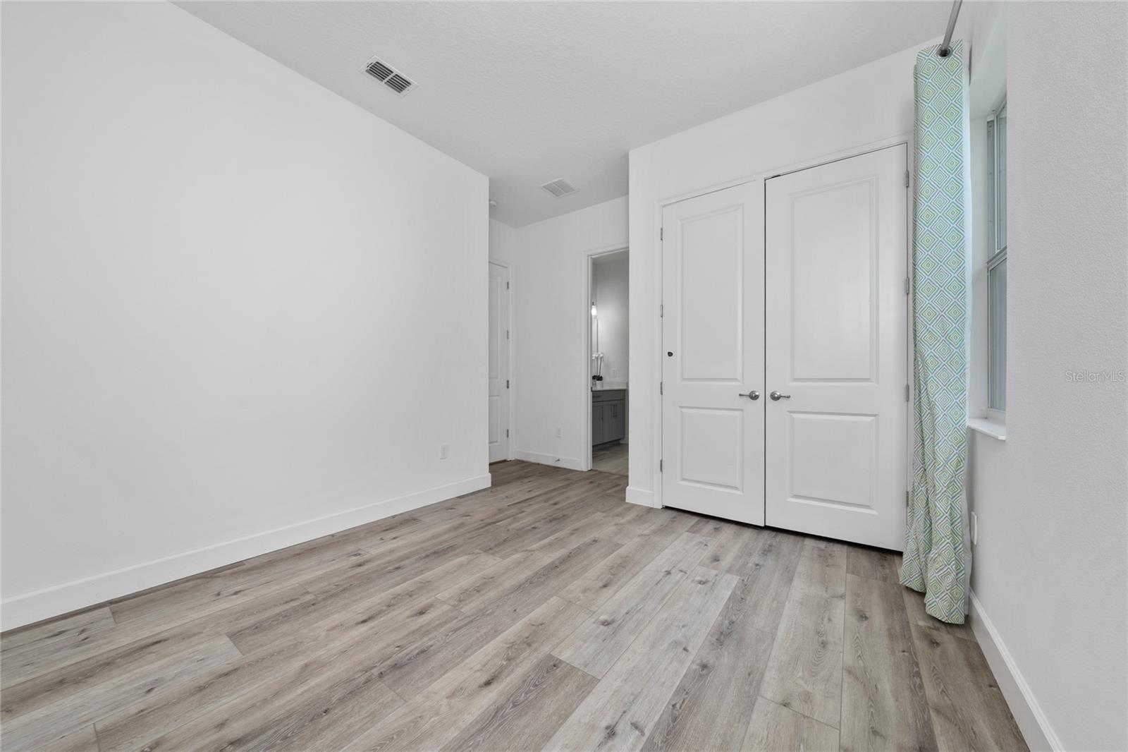 Image 26 of 37 For 7687 Bowery Drive