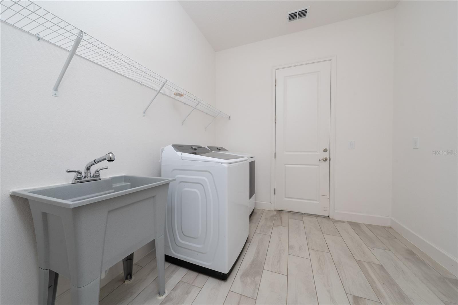 Image 31 of 37 For 7687 Bowery Drive