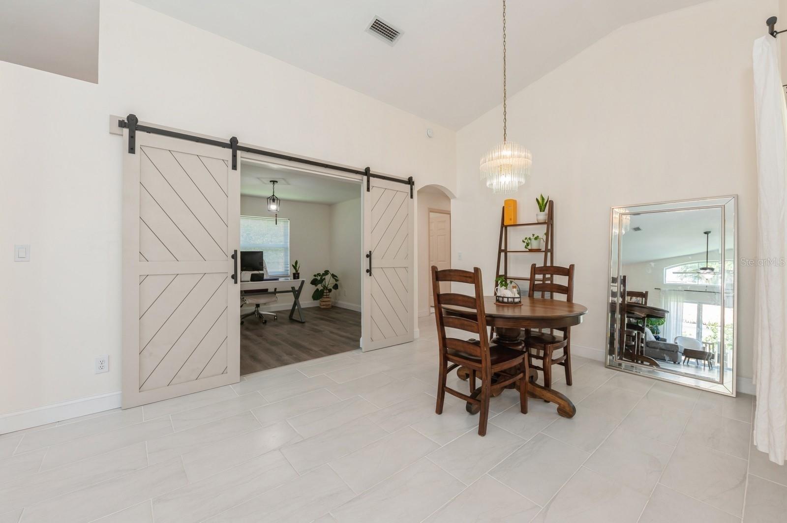 Image 22 of 41 For 7886 Manor Forest Boulevard
