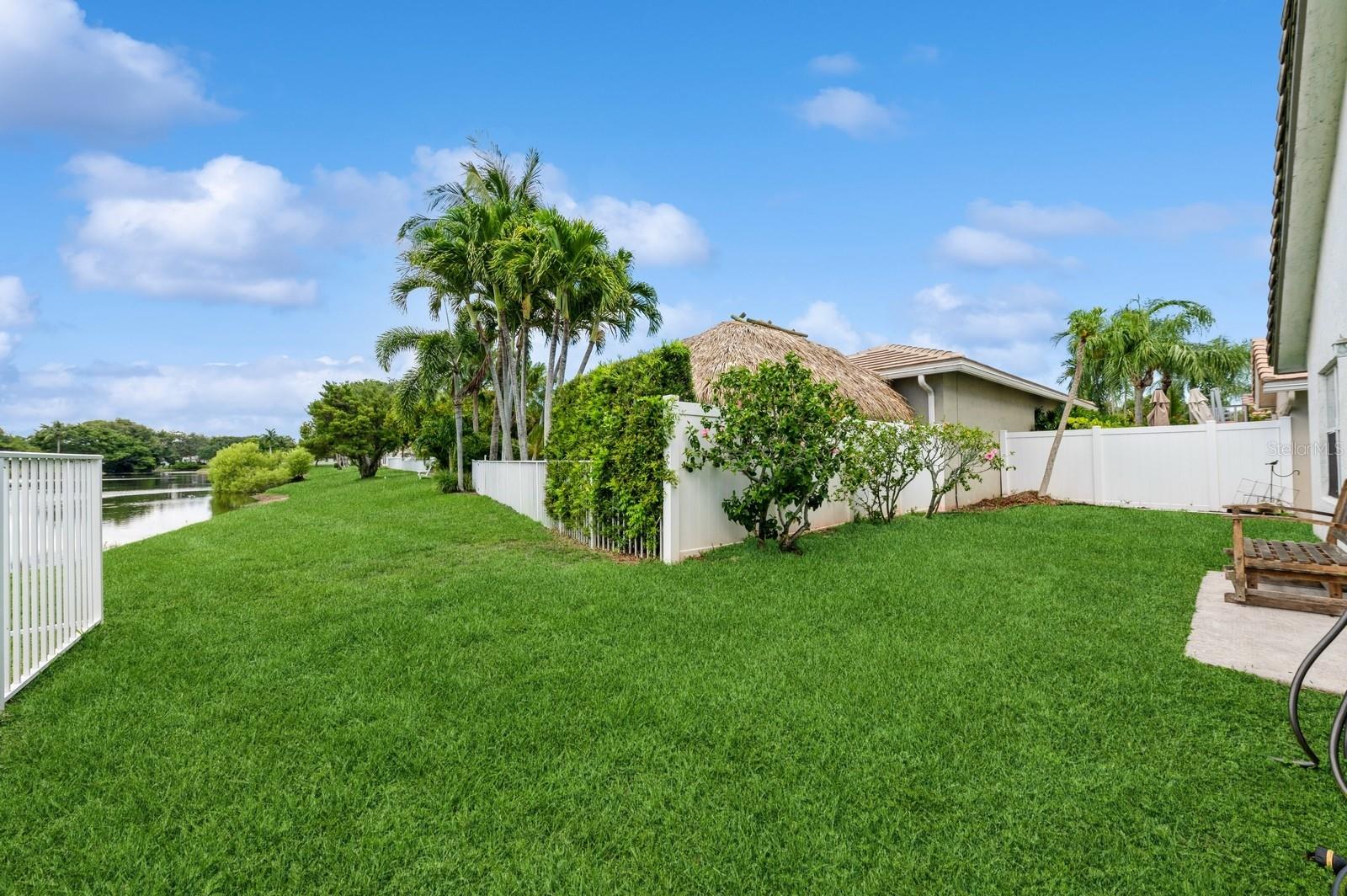 Image 37 of 41 For 7886 Manor Forest Boulevard