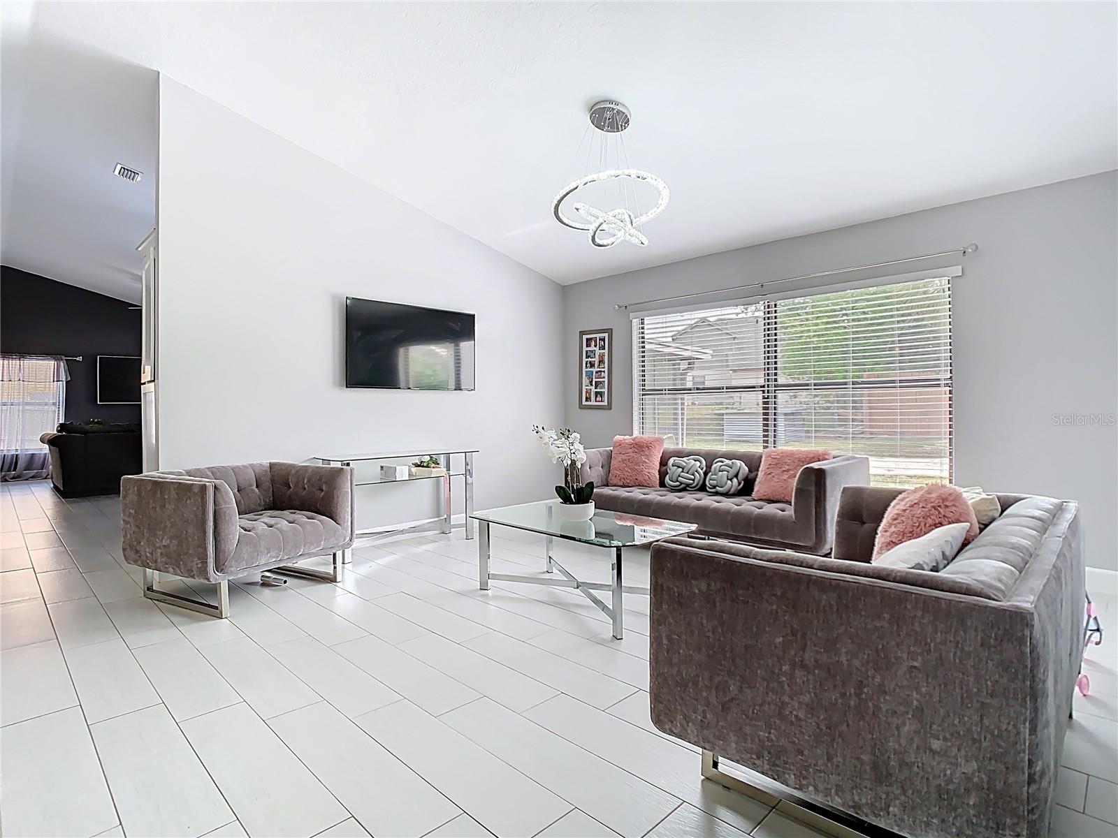 Image 6 of 39 For 7974 Village Green Road