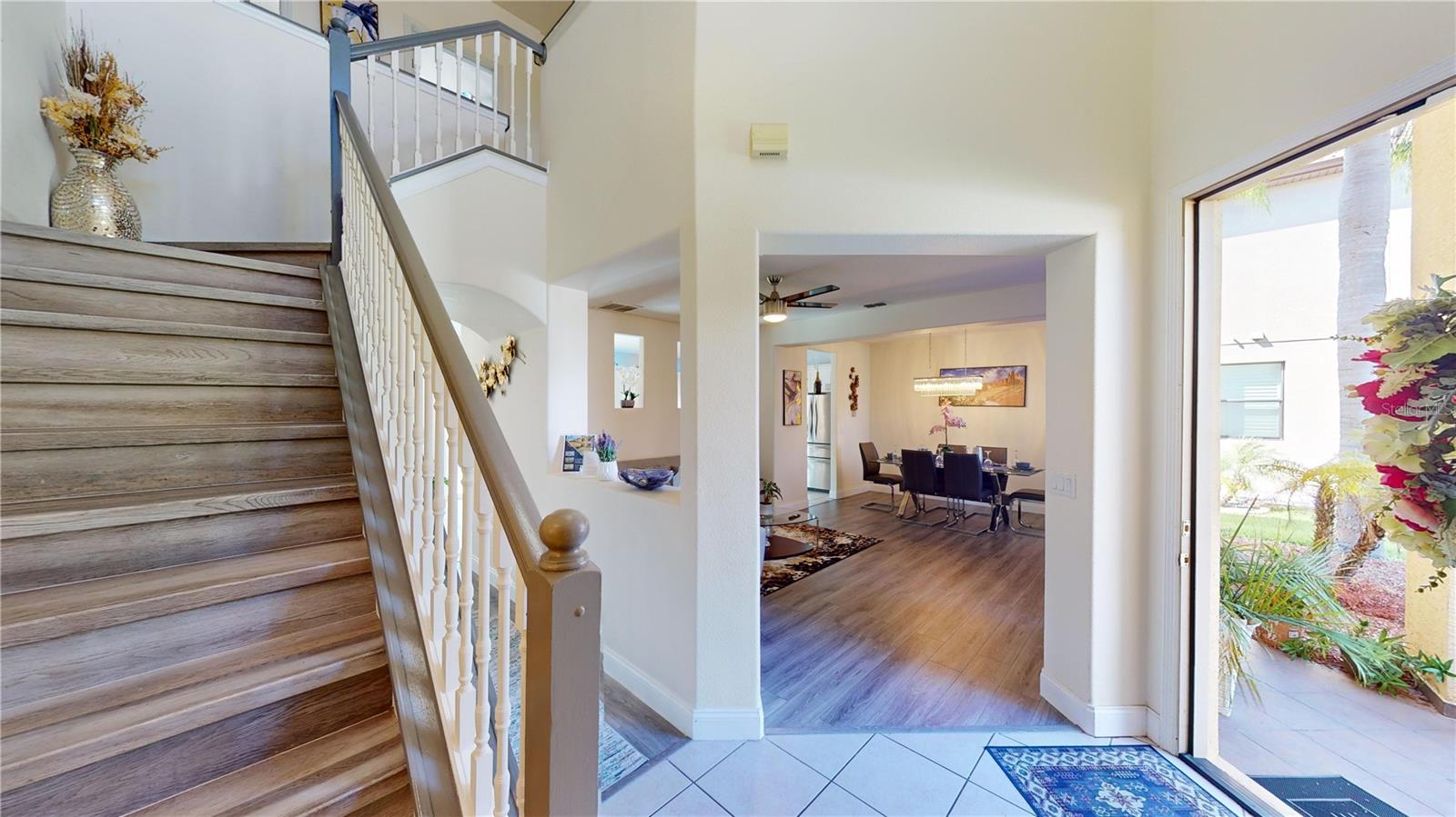 Image 10 of 58 For 3044 Camino Real Drive S