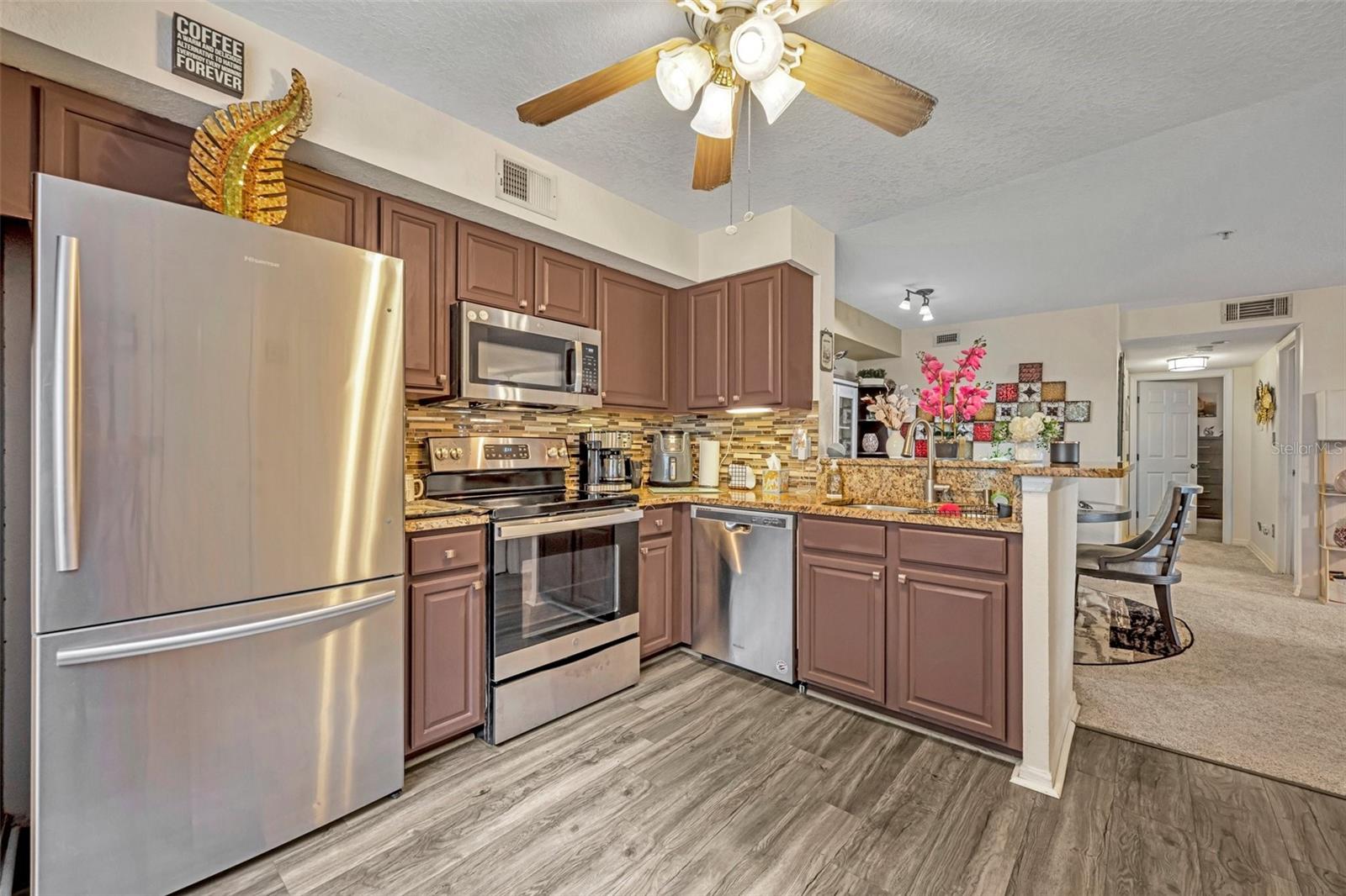 Image 11 of 21 For 3715 Lake Orlando Parkway 11