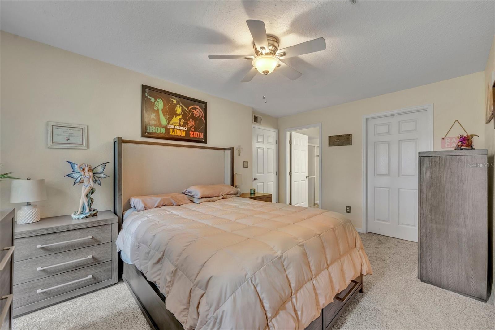 Image 16 of 21 For 3715 Lake Orlando Parkway 11