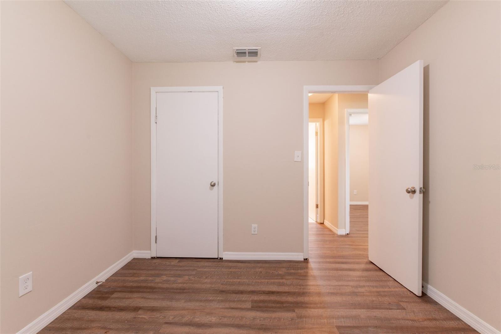 Image 19 of 29 For 4267 Kirkland Boulevard