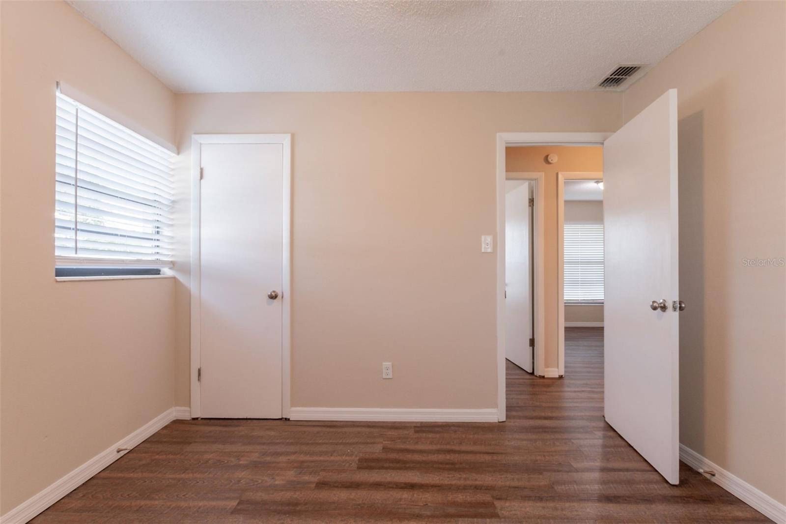 Image 21 of 29 For 4267 Kirkland Boulevard