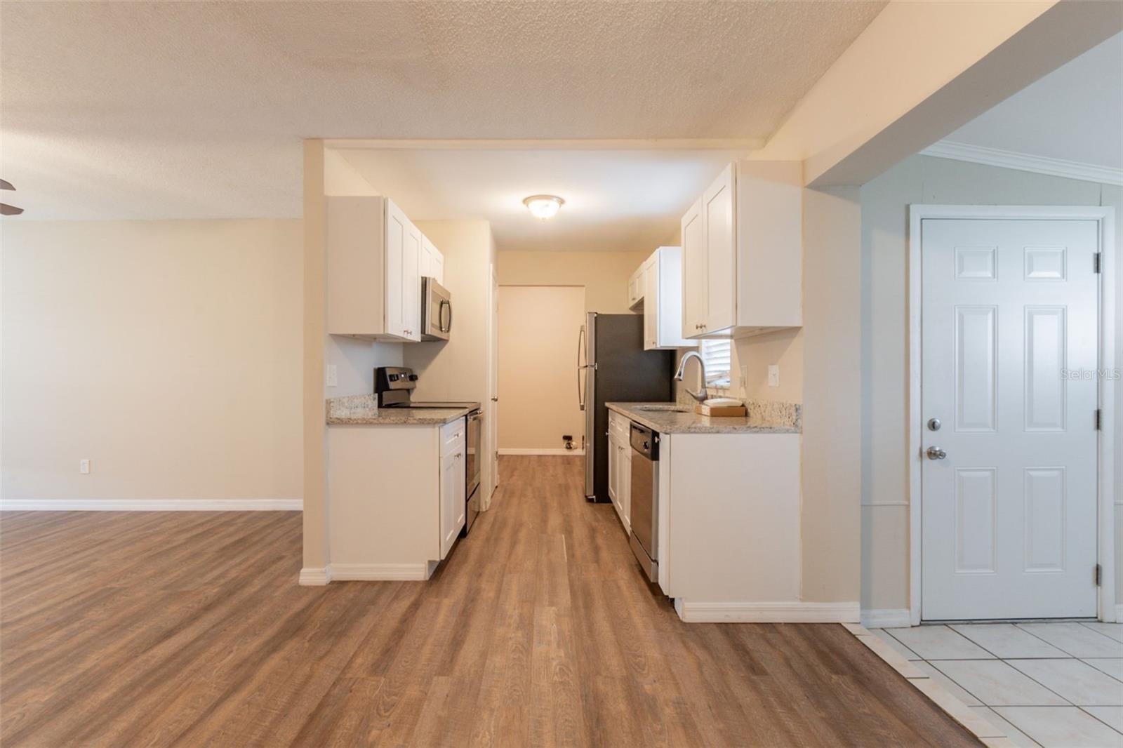 Image 4 of 29 For 4267 Kirkland Boulevard