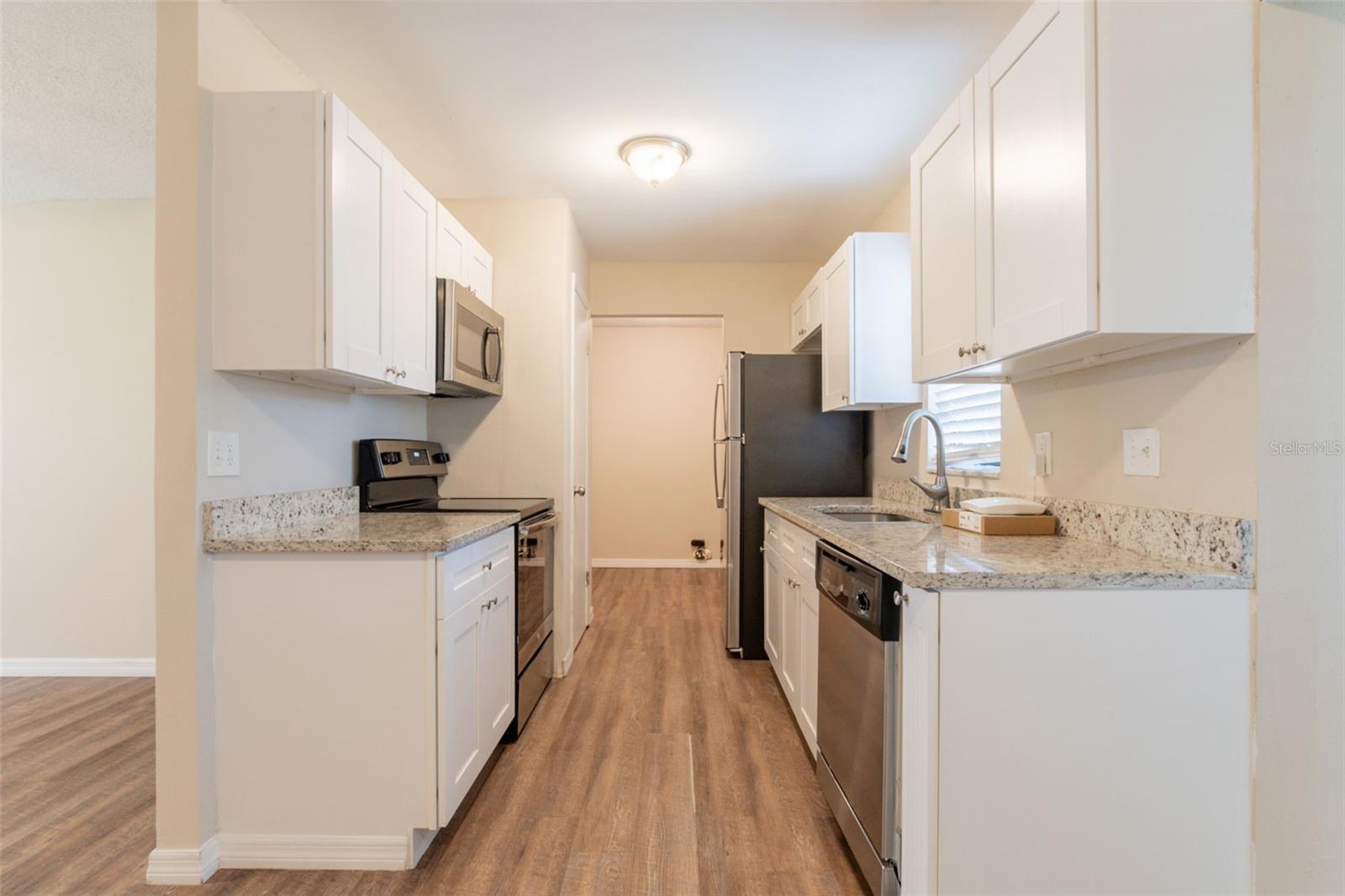 Image 6 of 29 For 4267 Kirkland Boulevard