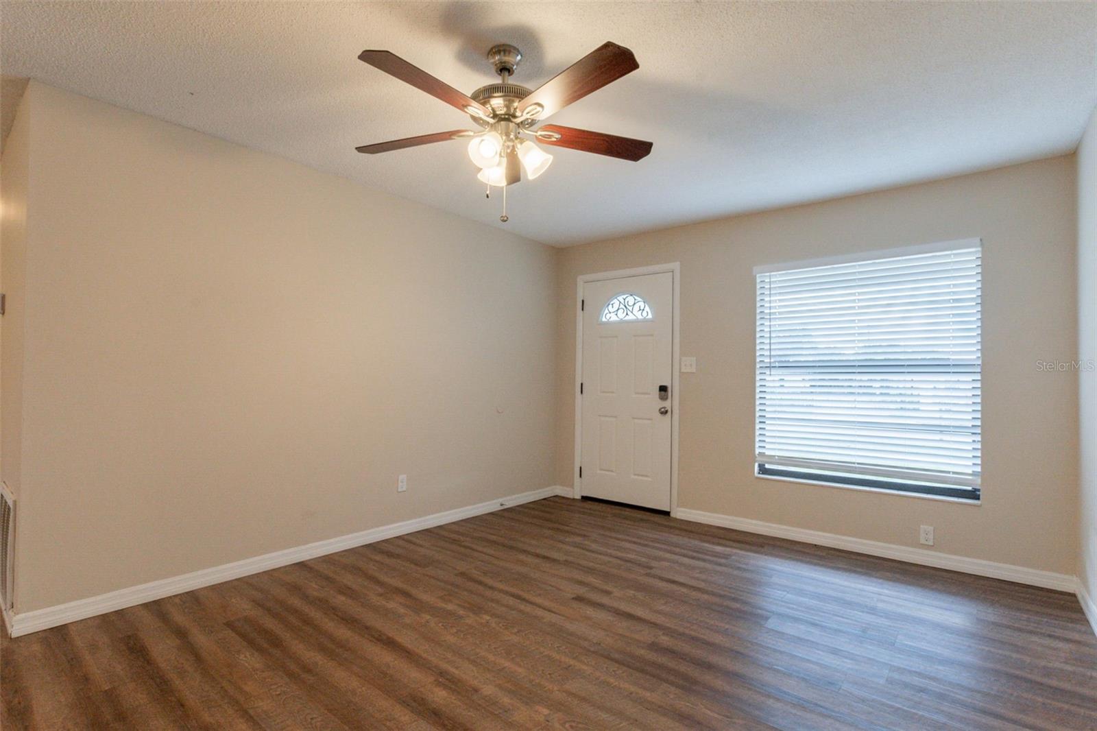 Image 9 of 29 For 4267 Kirkland Boulevard