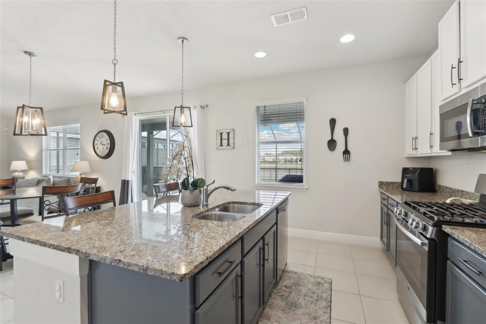 Image 12 of 42 For 1450 Chelsea Manor Circle