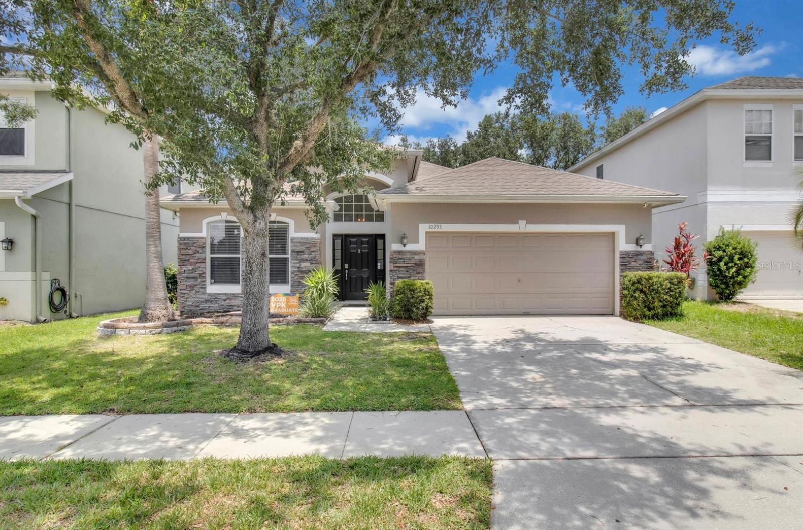 Image 2 of 32 For 10293 Cypress Knee Circle