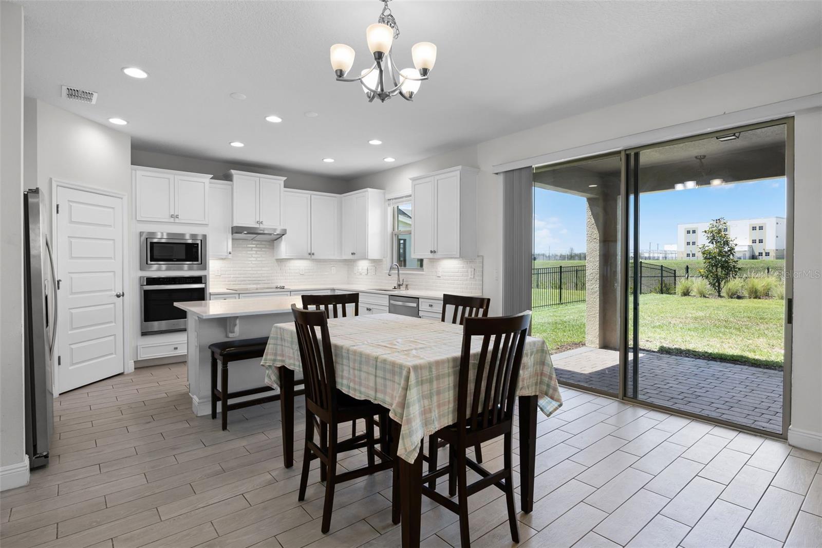 Image 11 of 69 For 18309 Oliver Twist Way