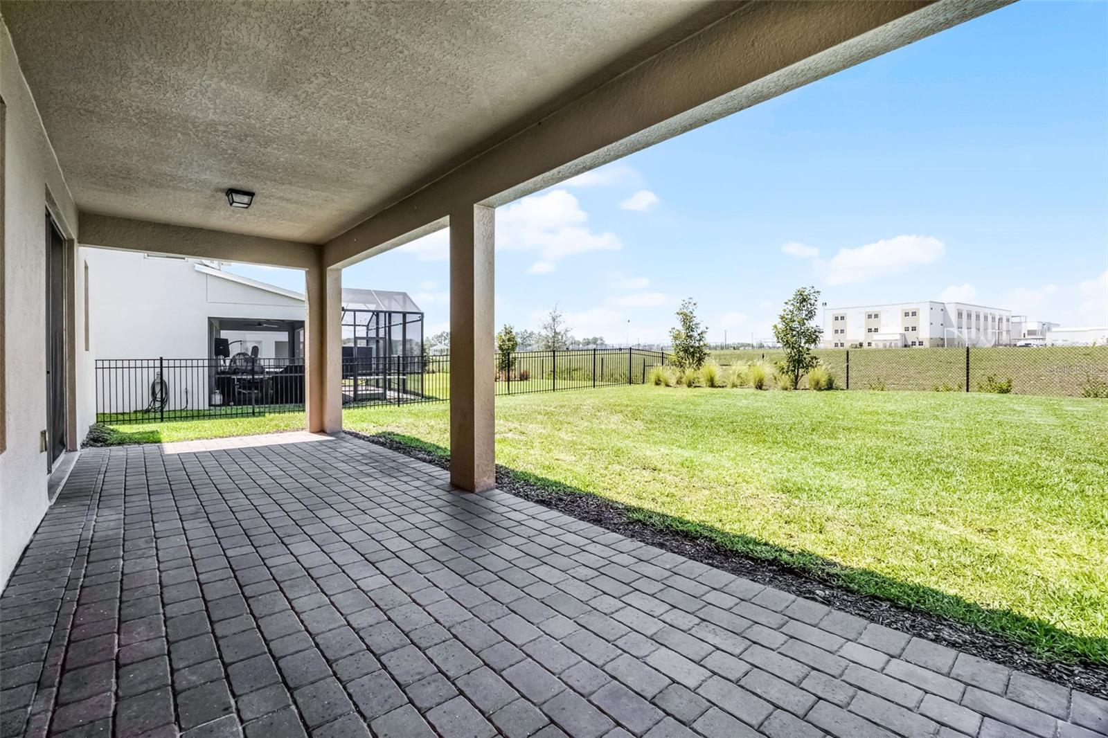 Image 34 of 69 For 18309 Oliver Twist Way