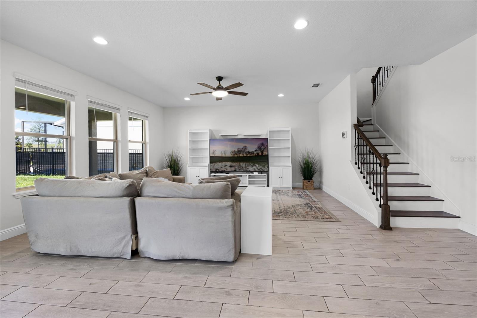 Image 8 of 69 For 18309 Oliver Twist Way