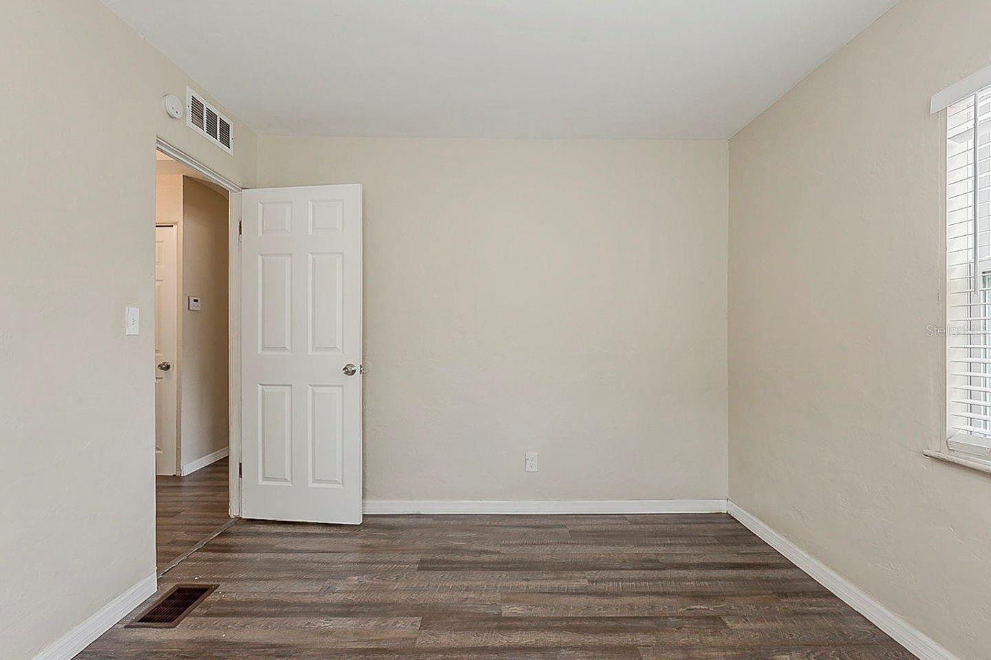 Image 12 of 24 For 3944 11th Avenue S