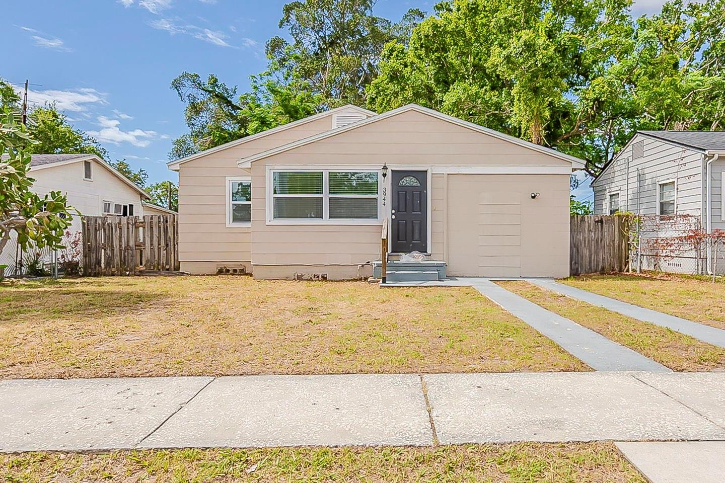 Image 2 of 24 For 3944 11th Avenue S