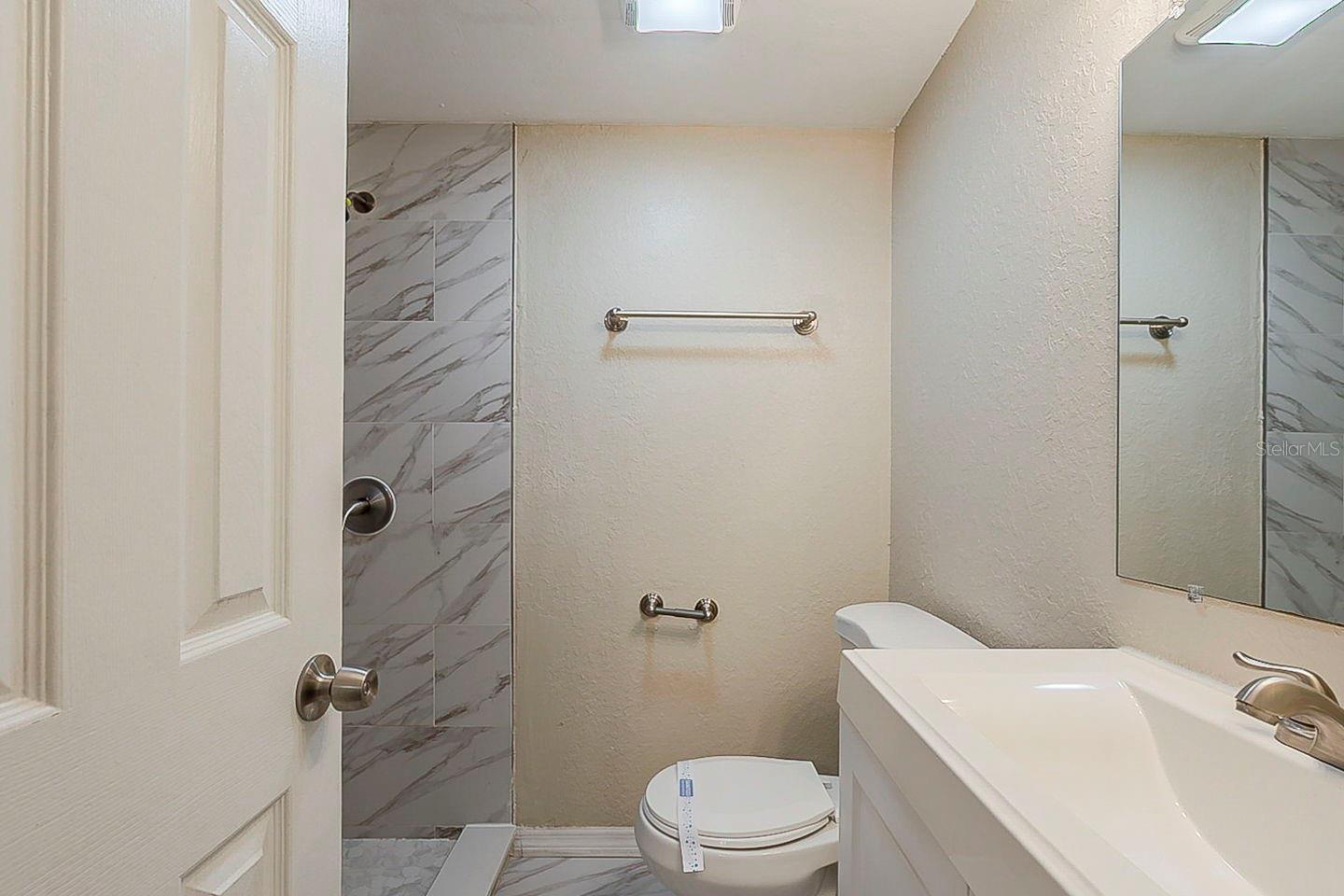 Image 21 of 24 For 3944 11th Avenue S
