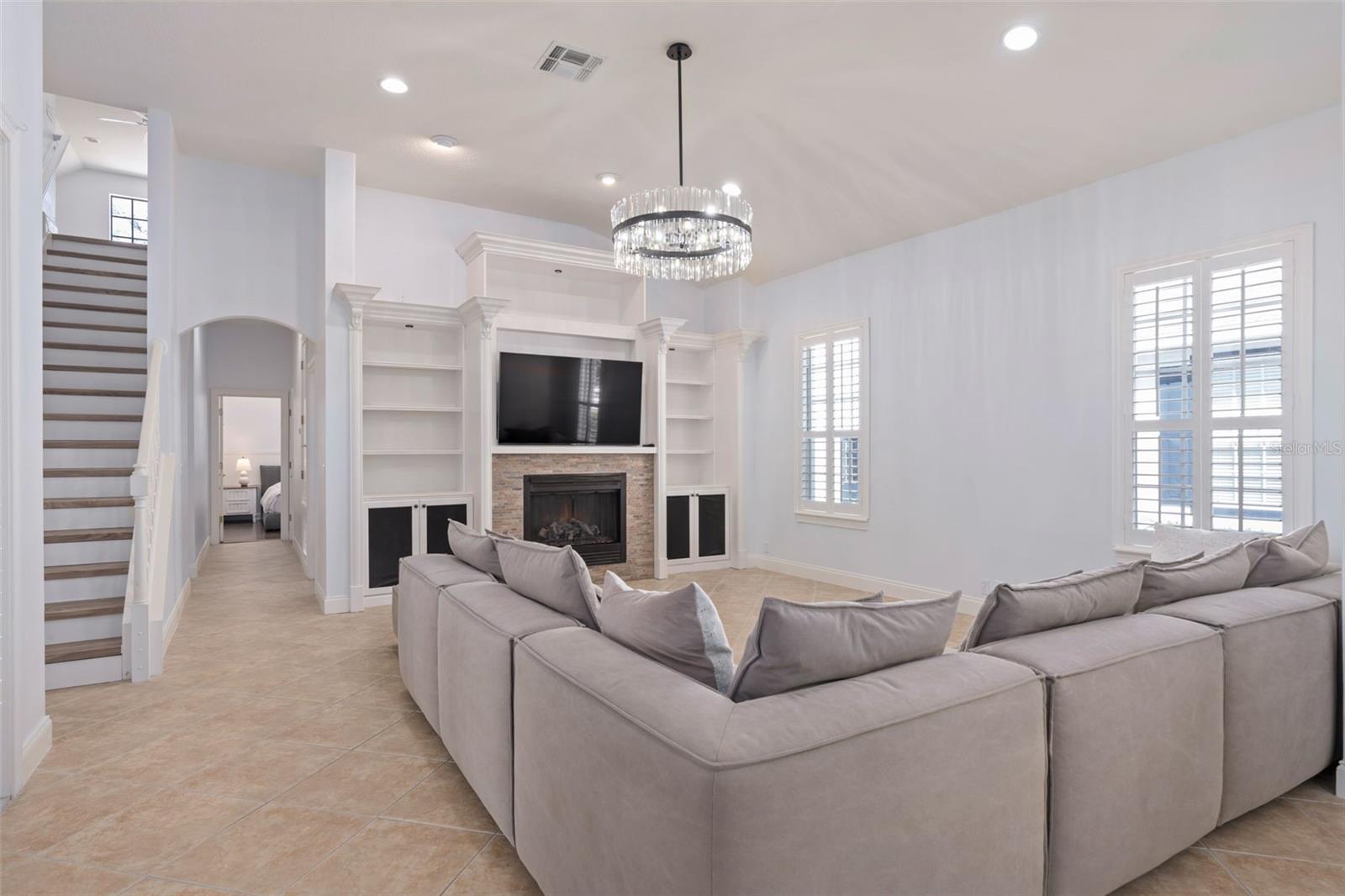 Image 18 of 47 For 11237 Camden Park Drive