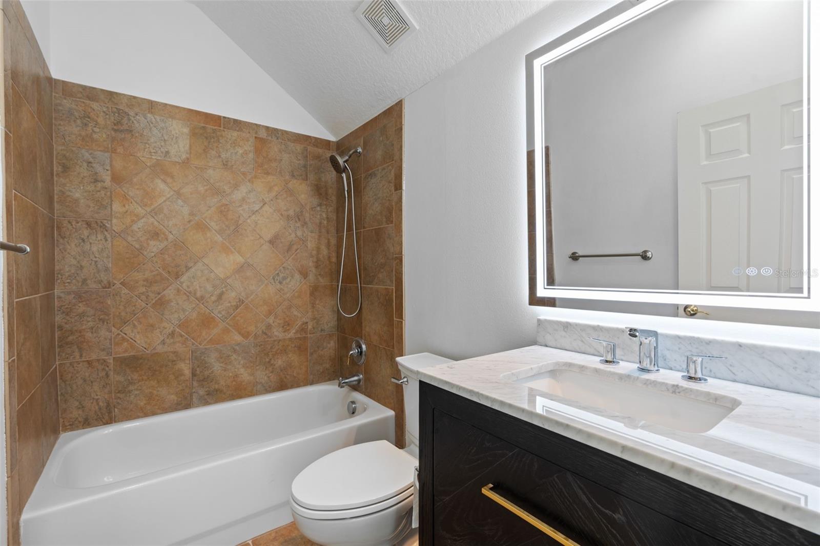 Image 29 of 47 For 11237 Camden Park Drive