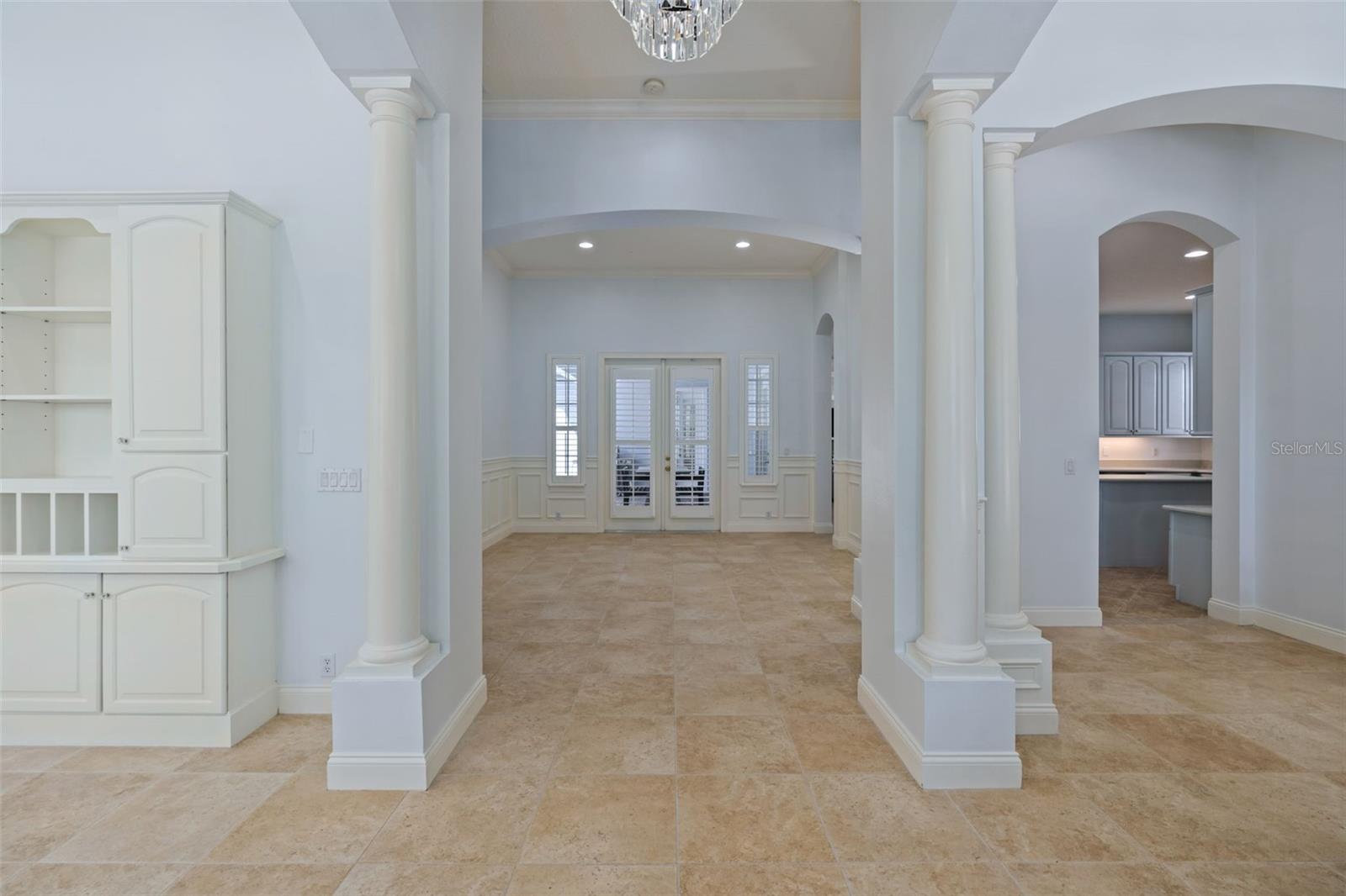 Image 7 of 47 For 11237 Camden Park Drive