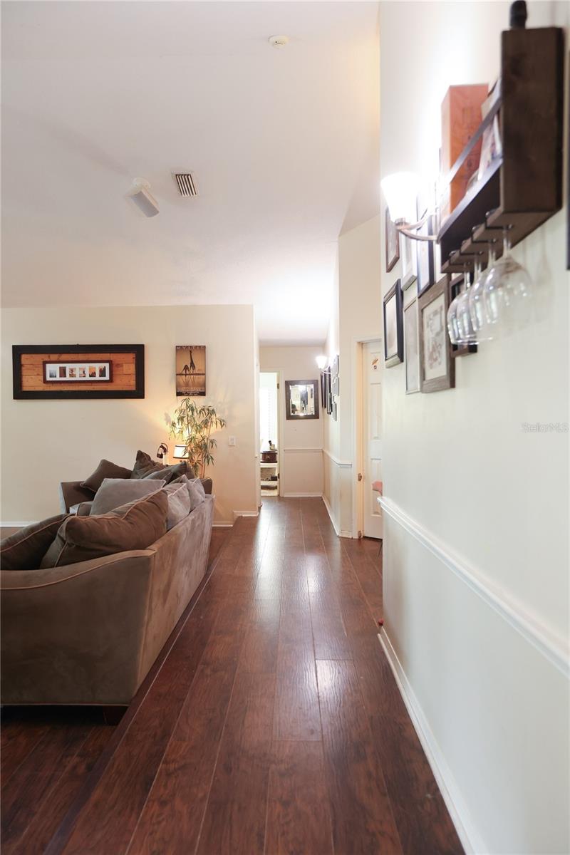 Image 10 of 31 For 11923 Lake Butler Boulevard