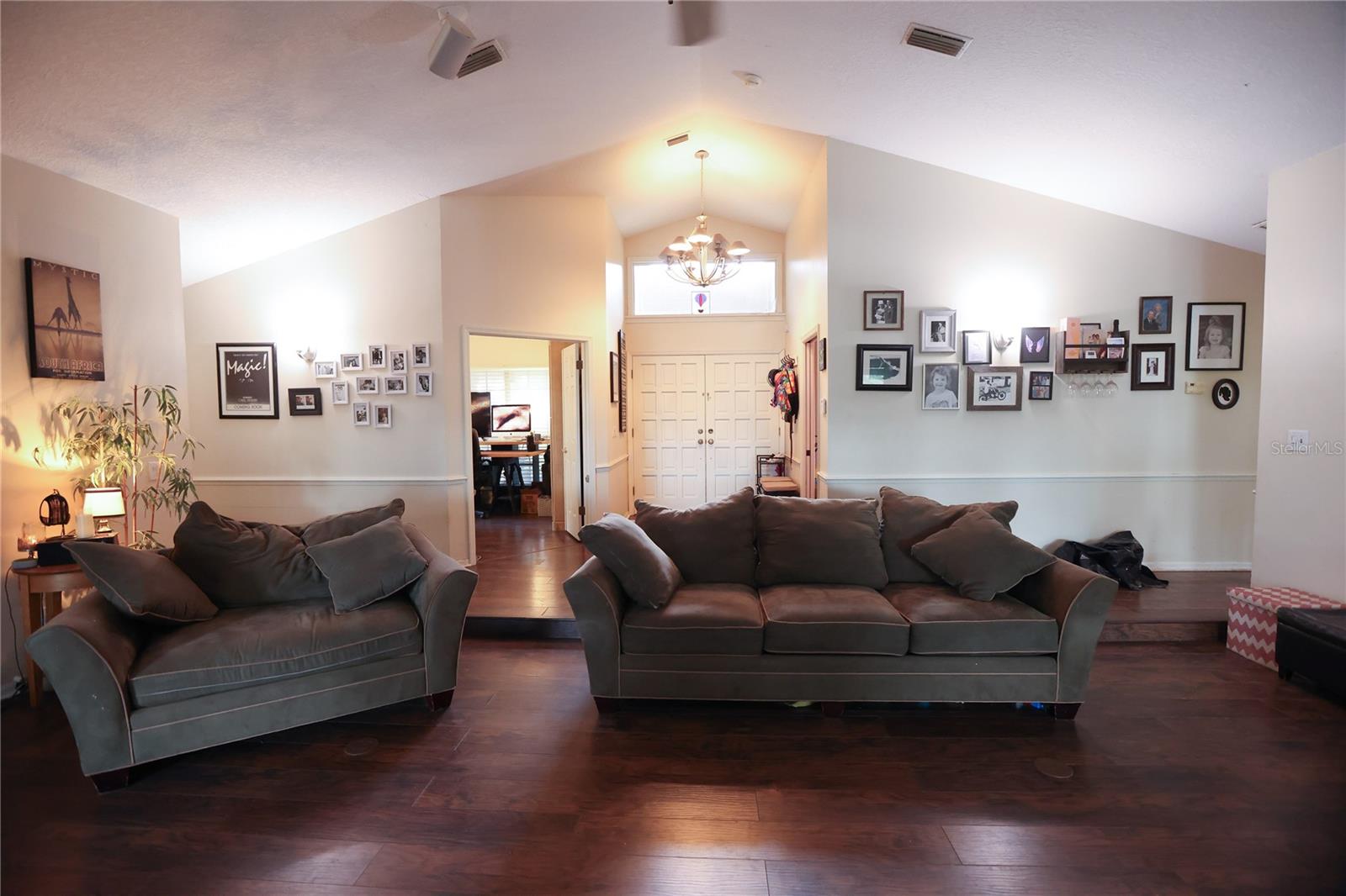 Image 5 of 31 For 11923 Lake Butler Boulevard