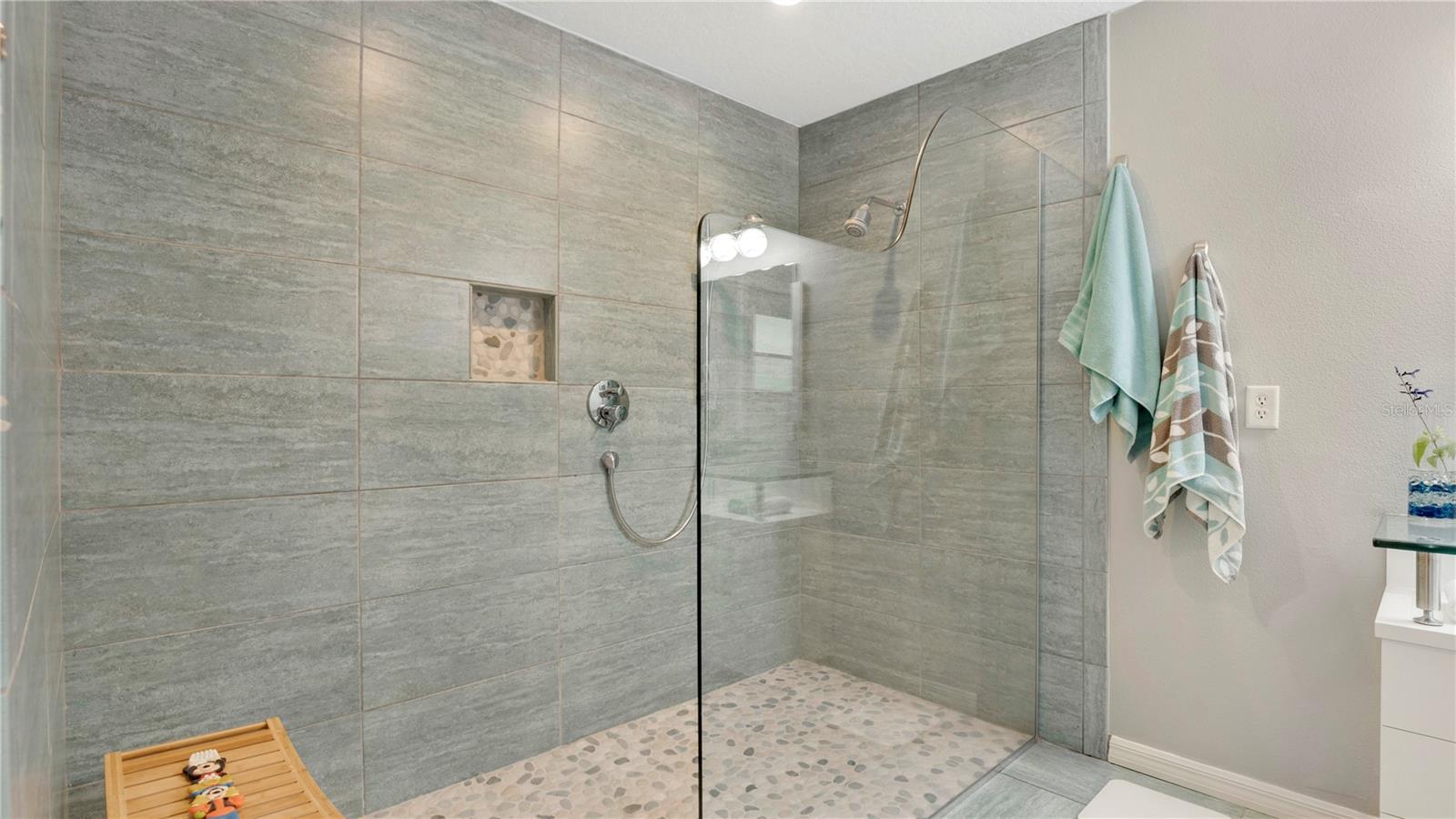 Image 16 of 40 For 2658 Adele Place