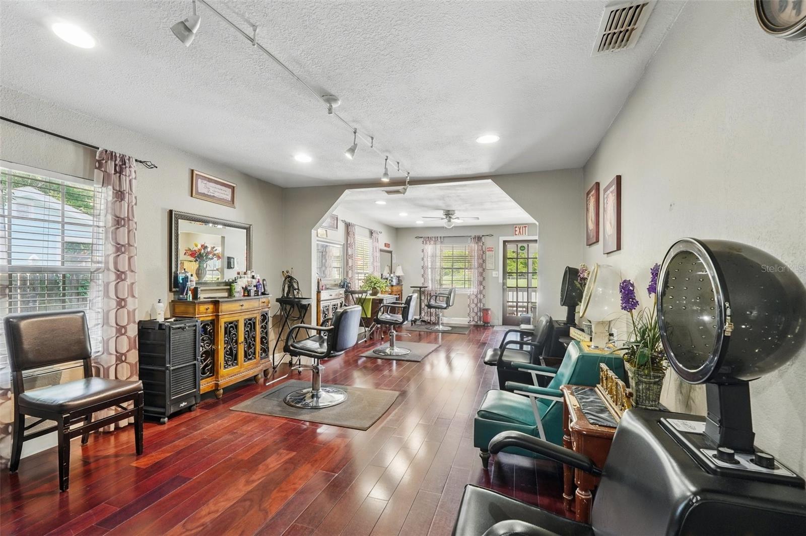 Image 9 of 22 For 205 Highland Avenue
