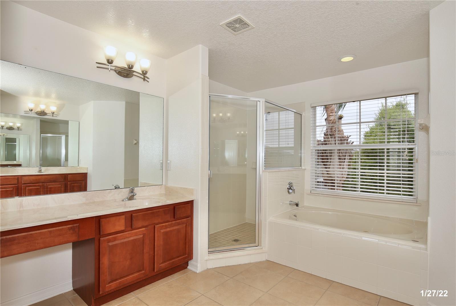 Image 16 of 29 For 13063 Moss Park Ridge Drive