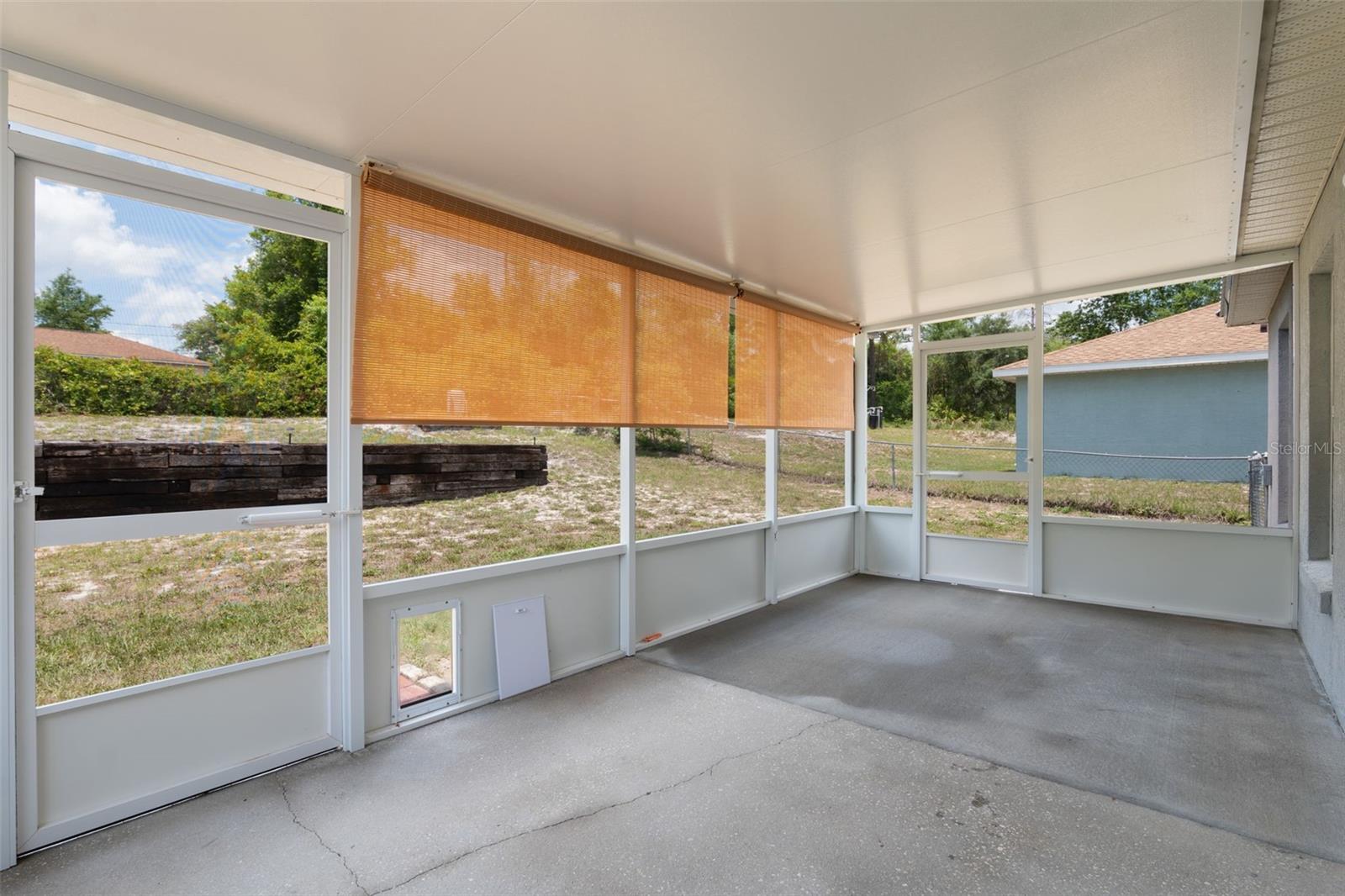 Image 19 of 23 For 160 Chestnut Avenue