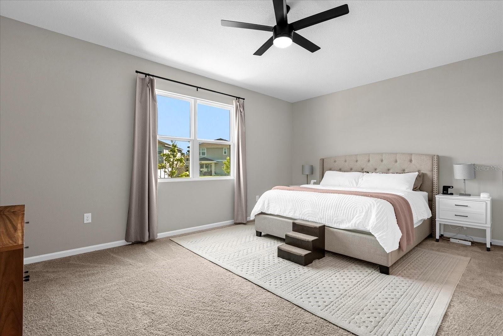 Image 18 of 30 For 284 White Heron Way