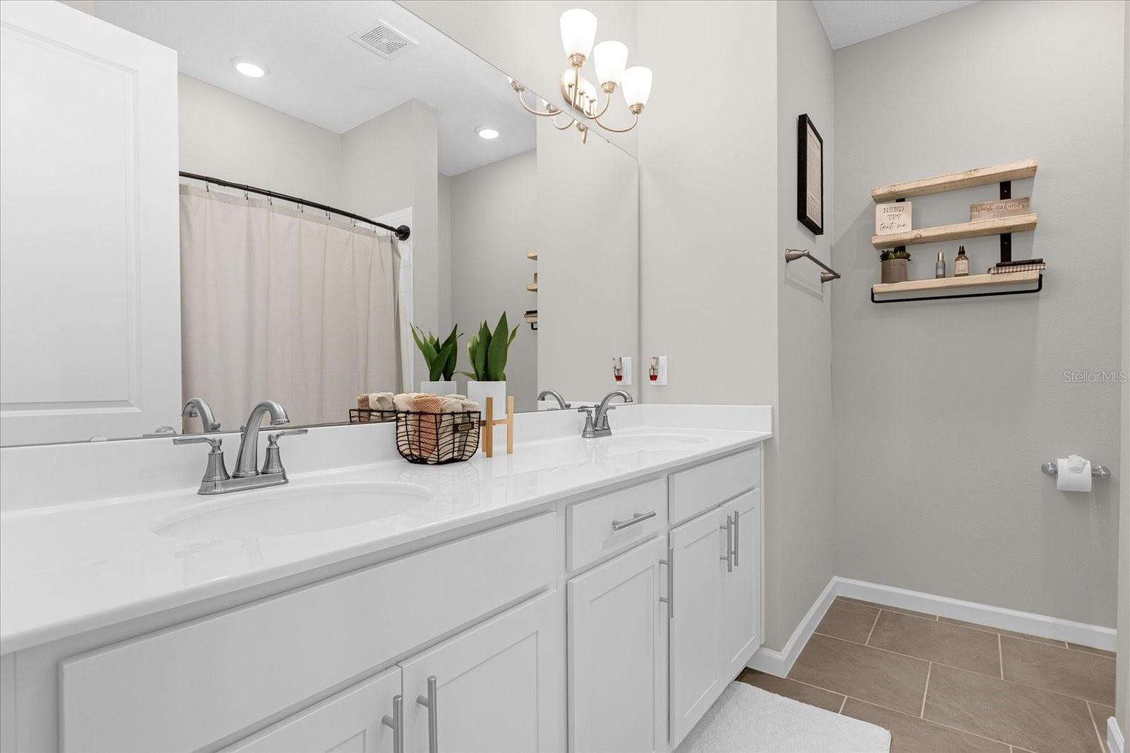 Image 21 of 30 For 284 White Heron Way