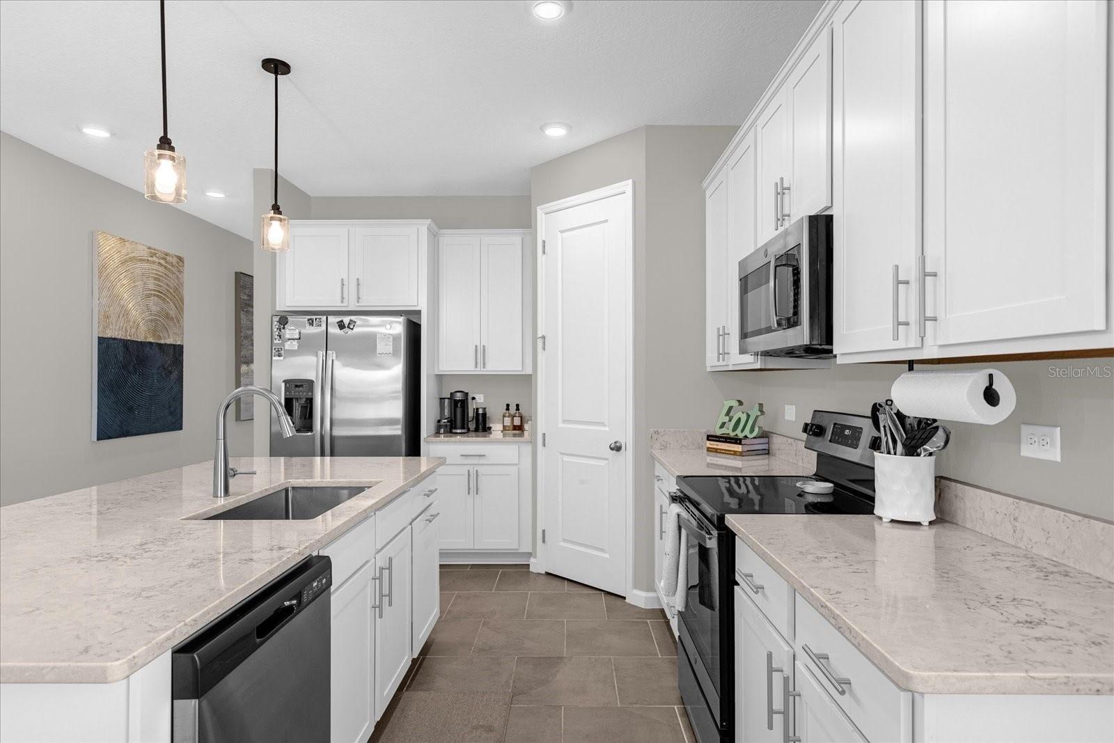 Image 4 of 30 For 284 White Heron Way